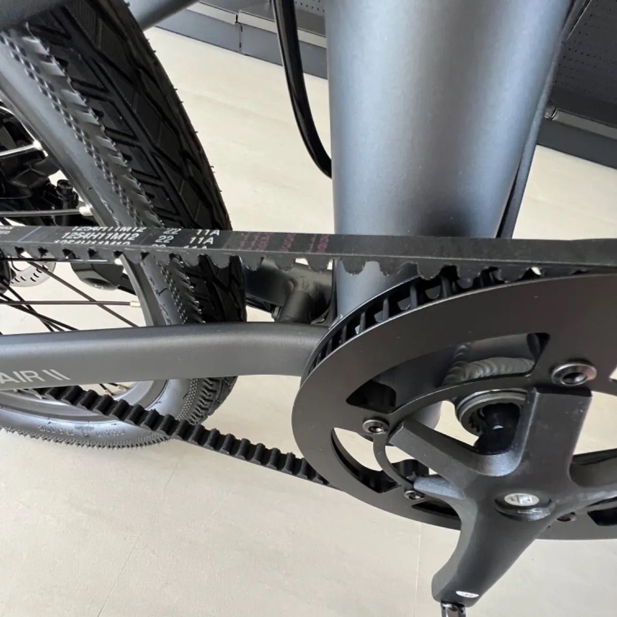 20インチ折り畳み電動アシスト自転車ADO EBIKE Lite グレー - 自転車本体