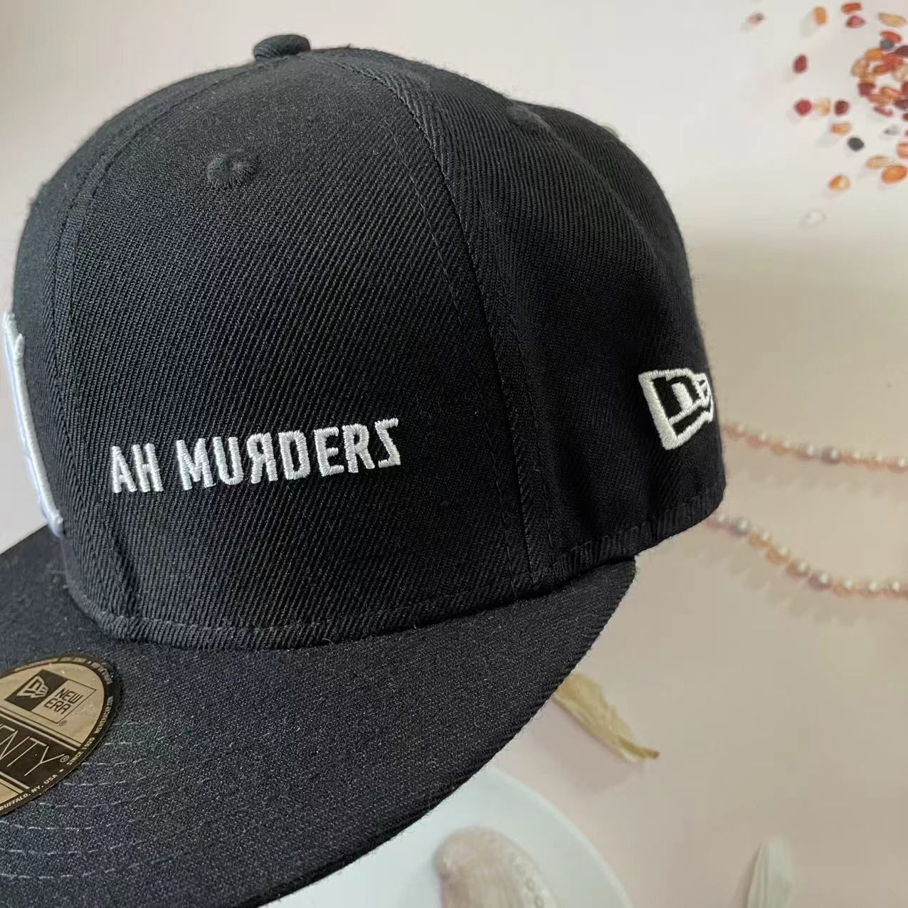 黒い帽子 ah murderz × NEW ERA The eyesキャップ AH MURDERZ × NEWERA The eyes - メルカリ