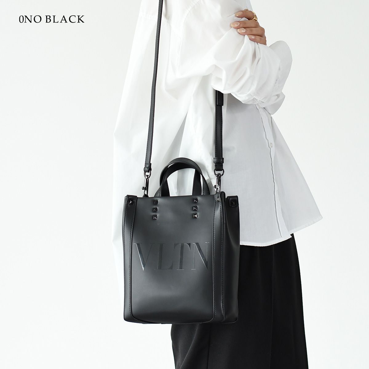 VALENTINO バレンチノ ヴァレンティノ バッグ ハンドバッグ VLTN 