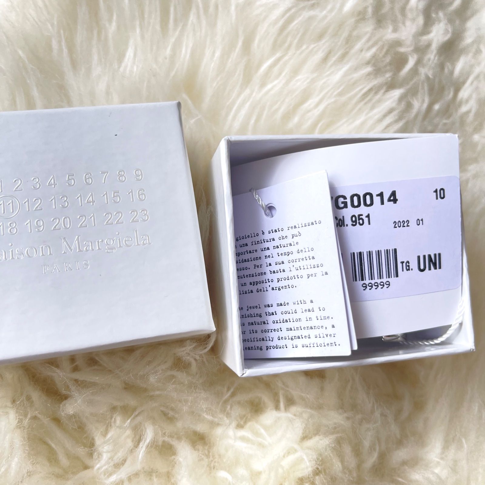関税送料込【Maison Margiela】タグ＆キーピアス 210.jpg