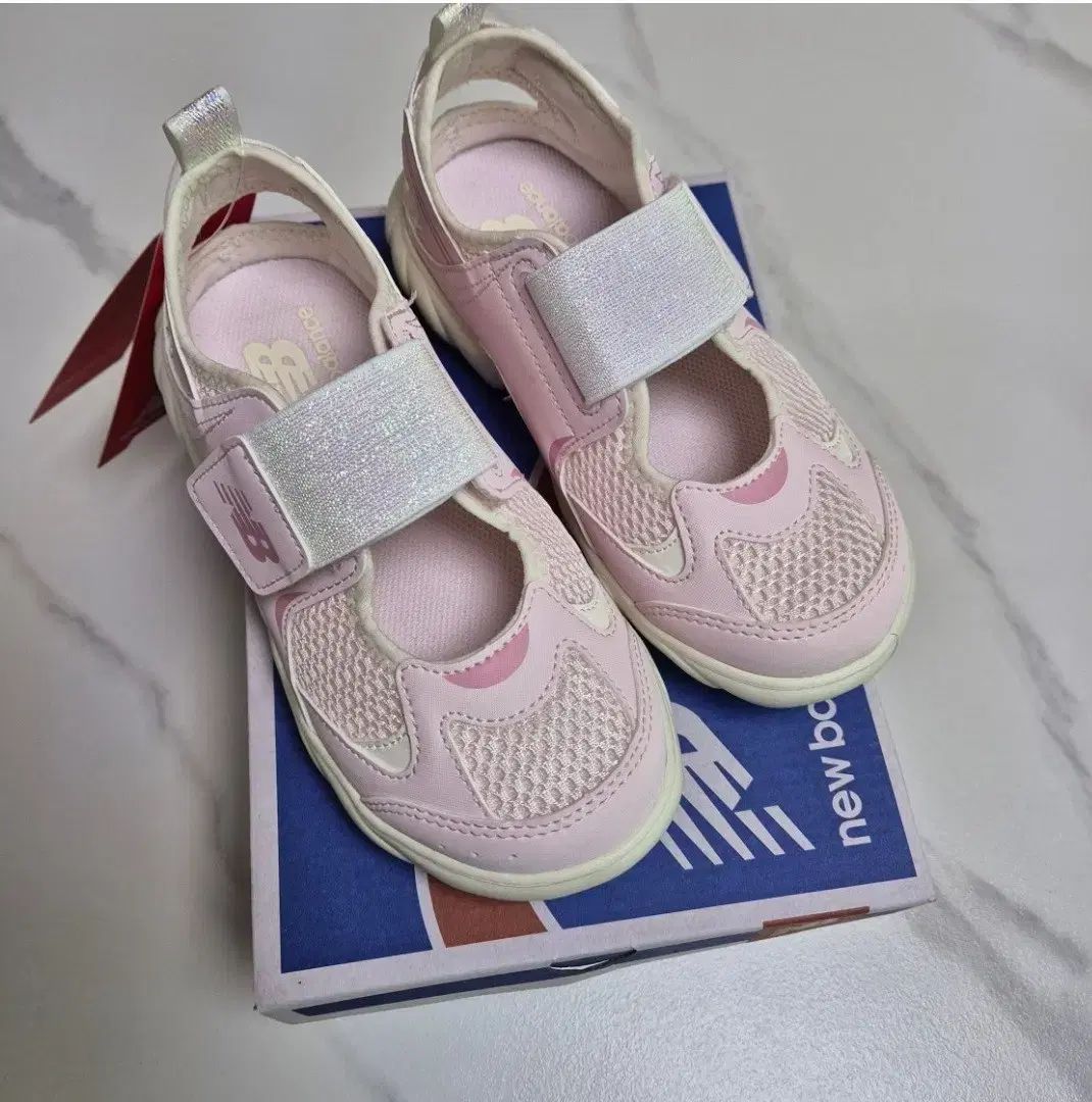 キッズ 180 New Balance ニューバランス フリドル 920 サンダル ピンク