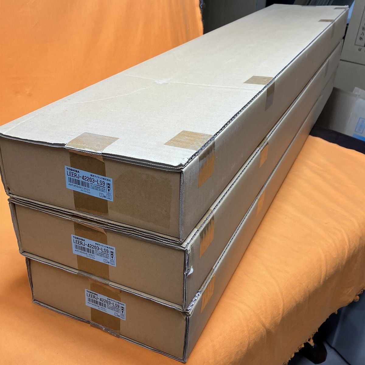 LED非常用照明器具本体 3台セット 東芝 LEERJ-42203-LS9 階段通路誘導灯 非常灯 40形 埋込 W220 TENQOO