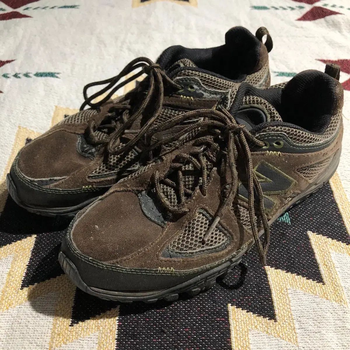 【雷市場（ポンジャン）商品韓国直送】ヴィンテージ New Balance(ニューバランス) 650 （ 270 ）