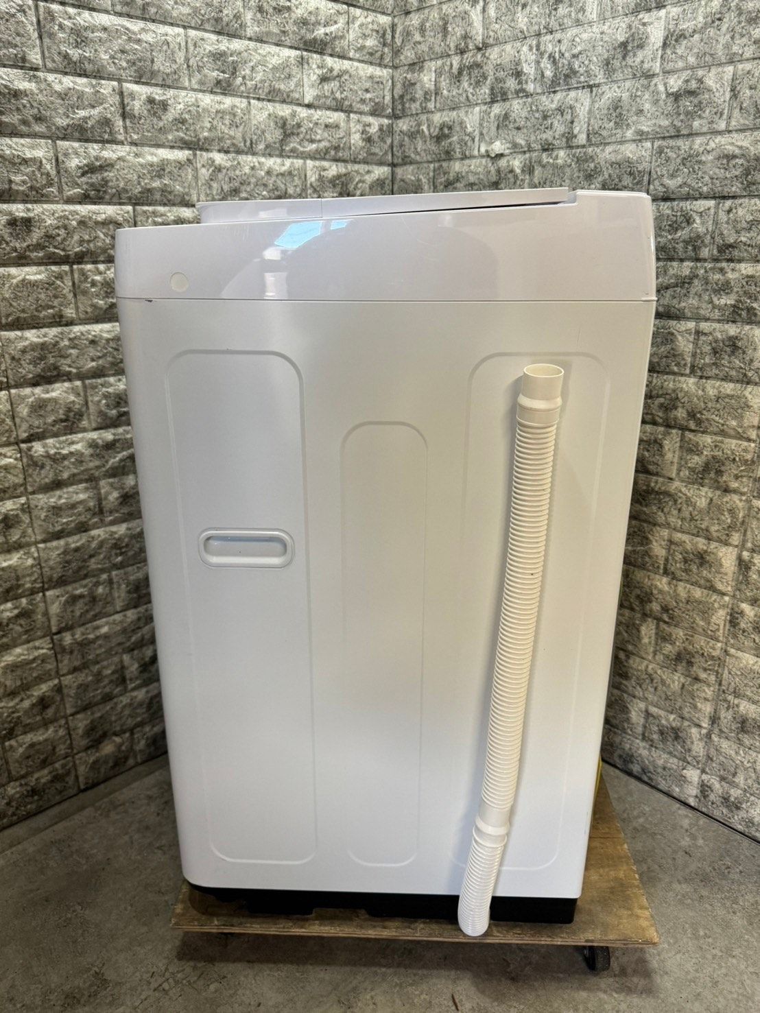 大阪送料無料☆3か月保障付き☆洗濯機☆2022年☆ハイセンス☆5.5kg☆HW 