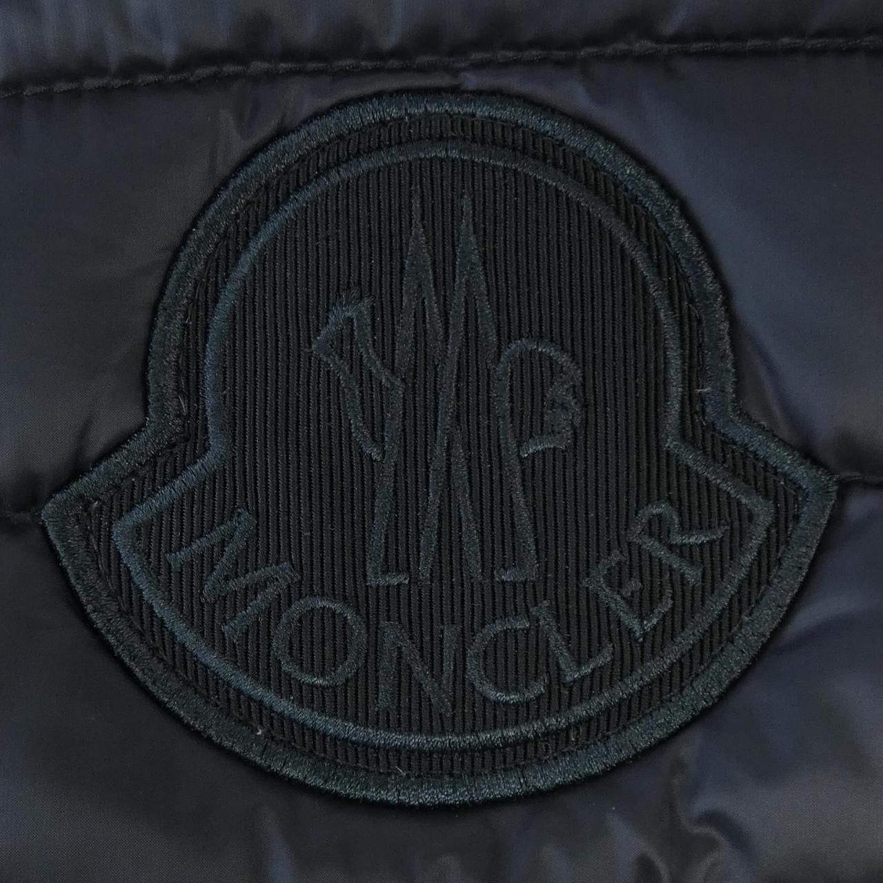  モンクレール MONCLER AZUR ダウンベスト その他 ジャケット アウター
