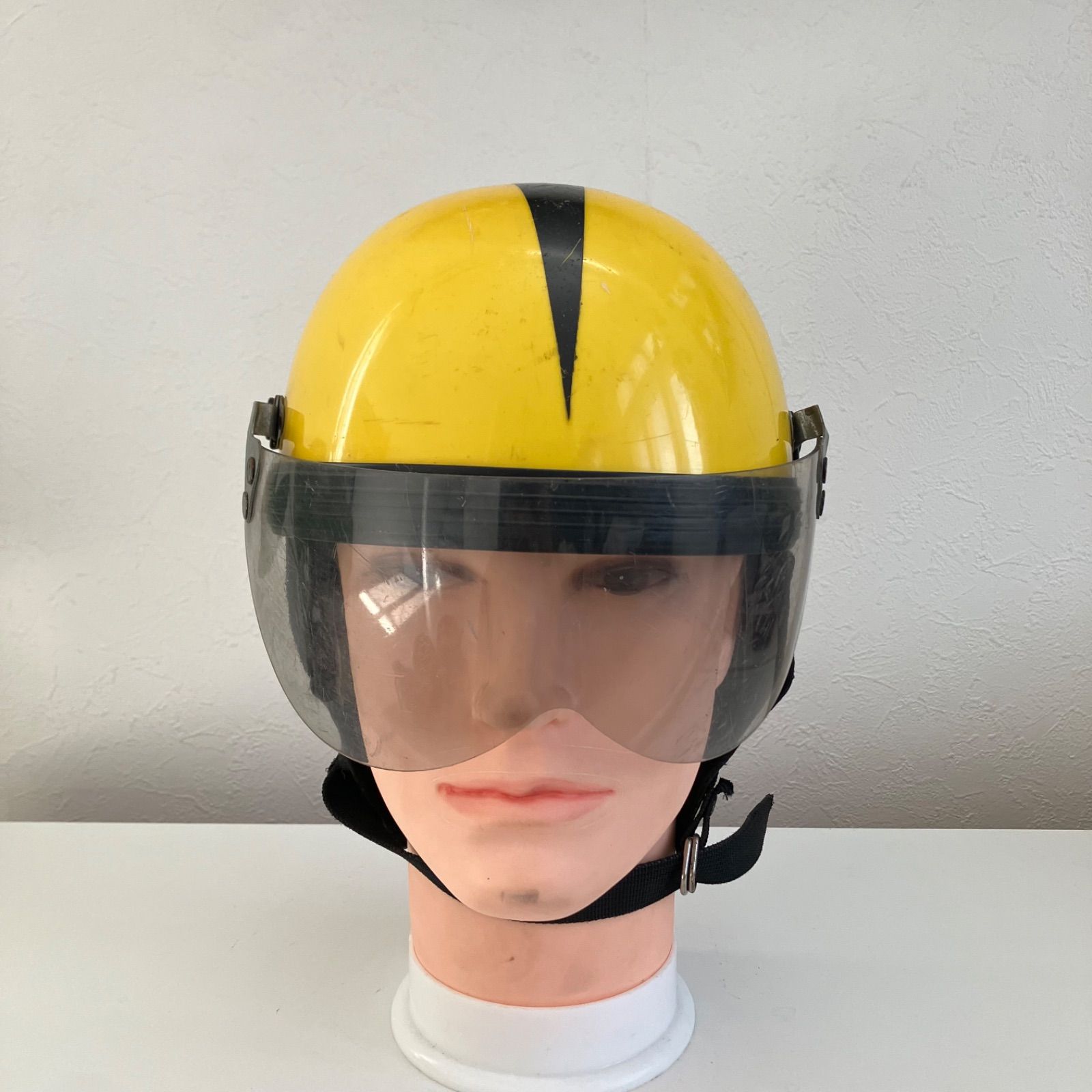 ビンテージヘルメット WFS 1970年代 ハーフヘルメット Sサイズ 半ヘル 半帽 ハーレー 旧車 黄色 バイク 族ヘル ポリス シールド