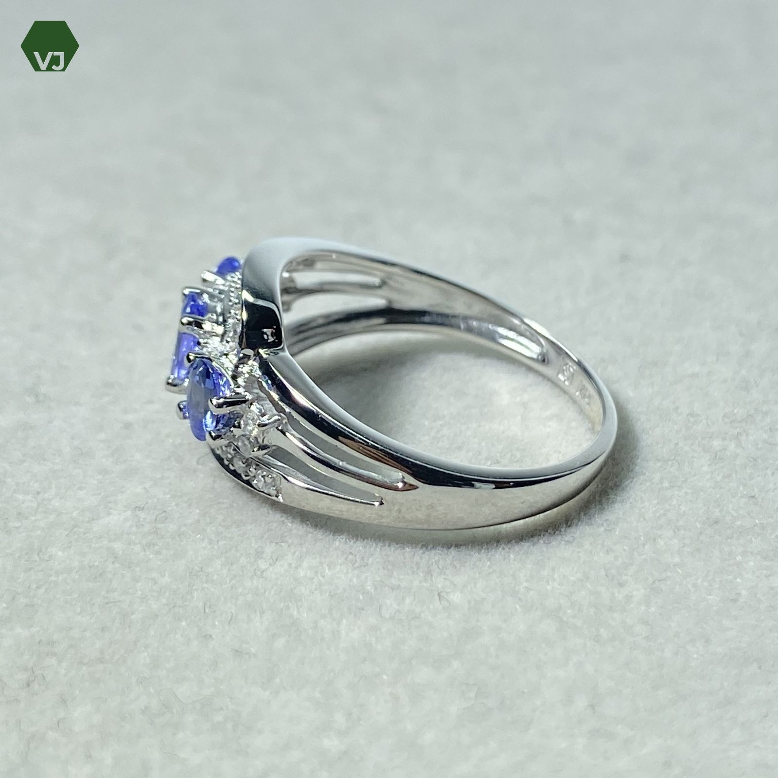 28-04】ダイヤモンドタンザナイトリングD0.1ct 【中古】