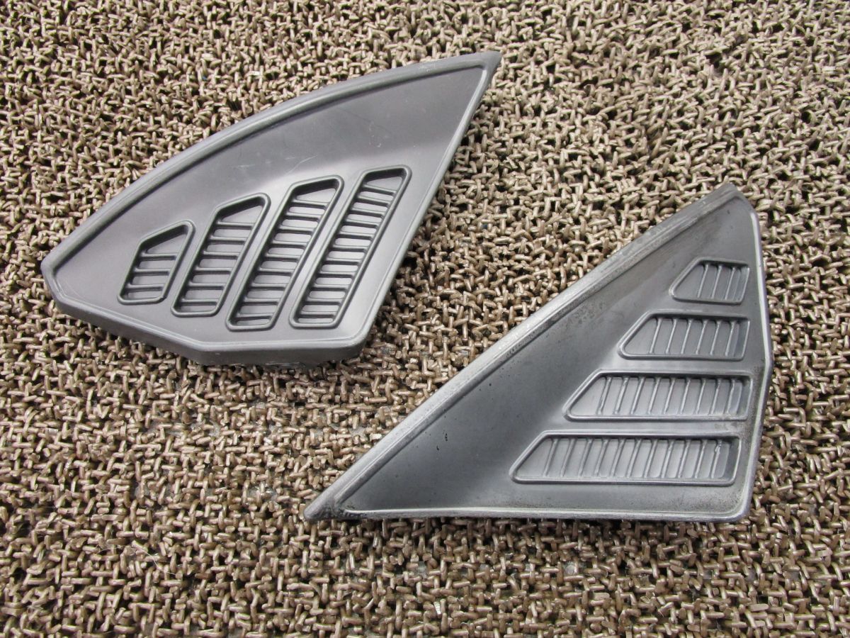 RZ250R フレームカバー 左右 ○Z607！29L ヤマハ 【 29L 】 キャブ車