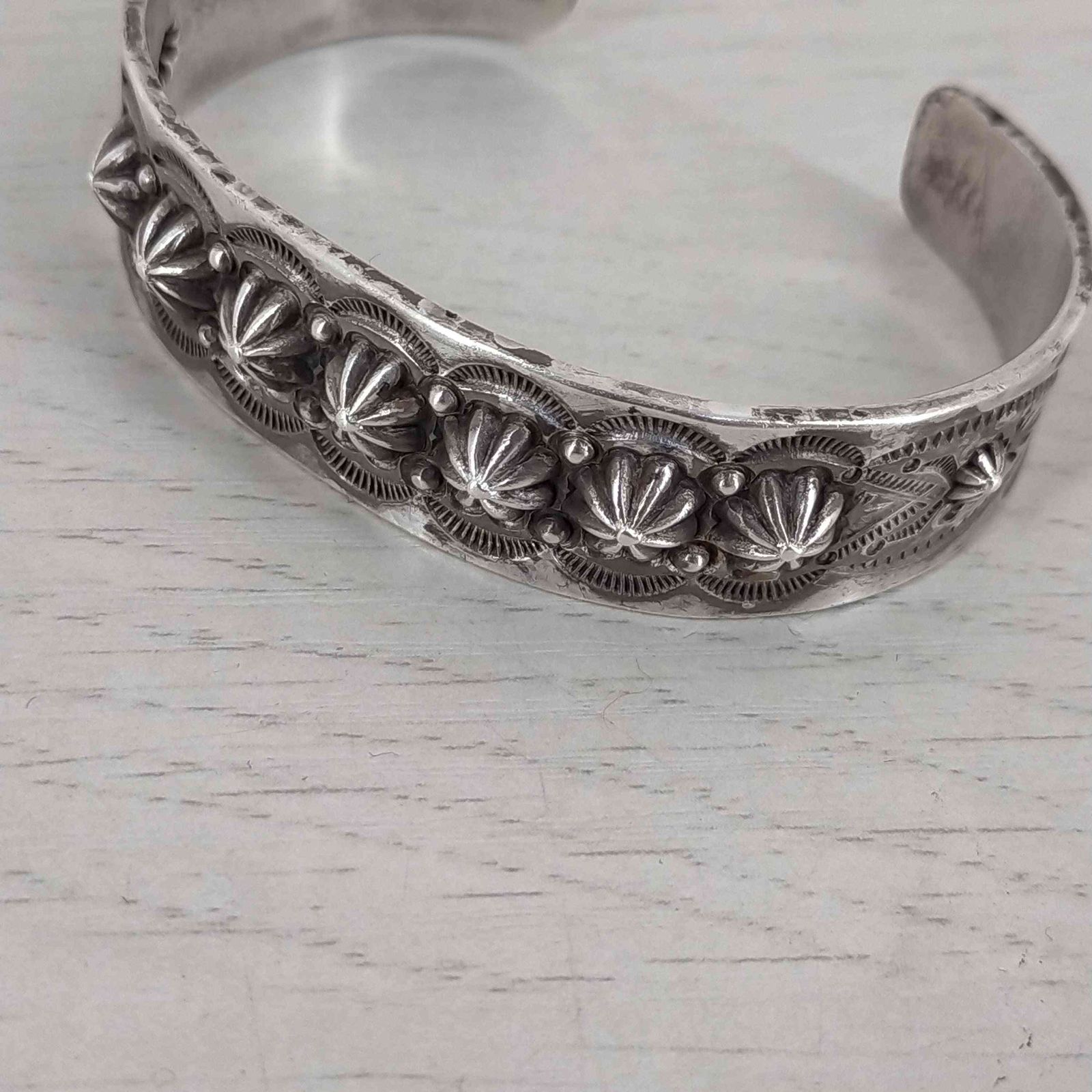 エディソンサンディスミス Edison Sandy Smith stampwork bangle