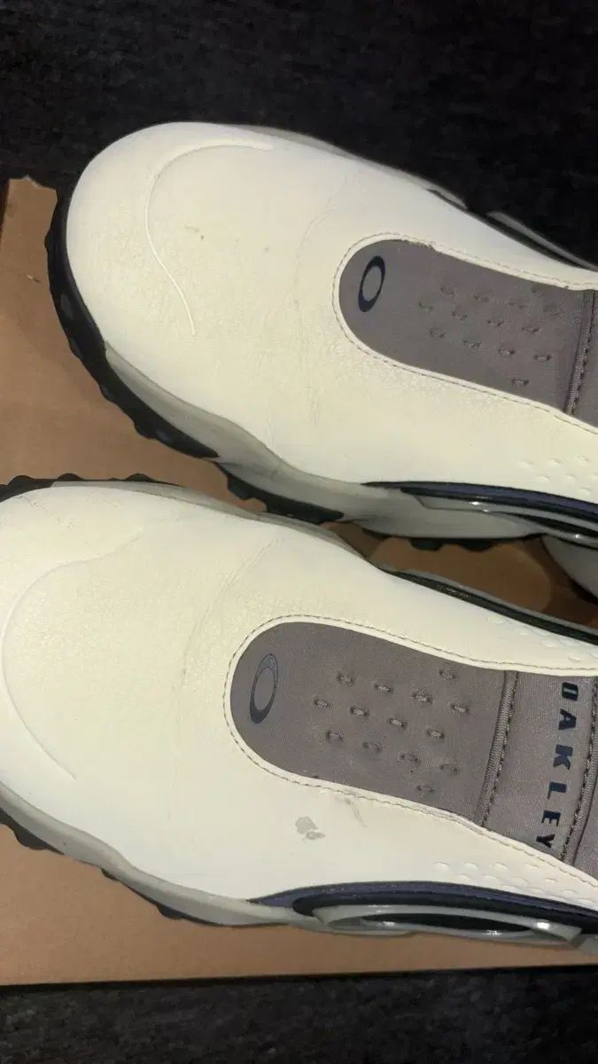 OAKLEY オークリー エッジ アイコン クリーム ネイビー 270 HRDEVELOPMENT_JP