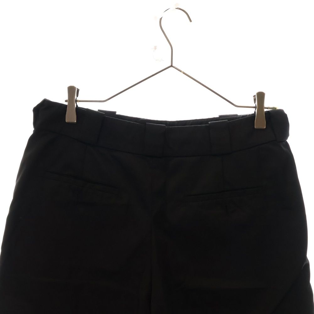 PRADA (プラダ) 21SS RE-NYLON リナイロン トライアングルロゴプレート