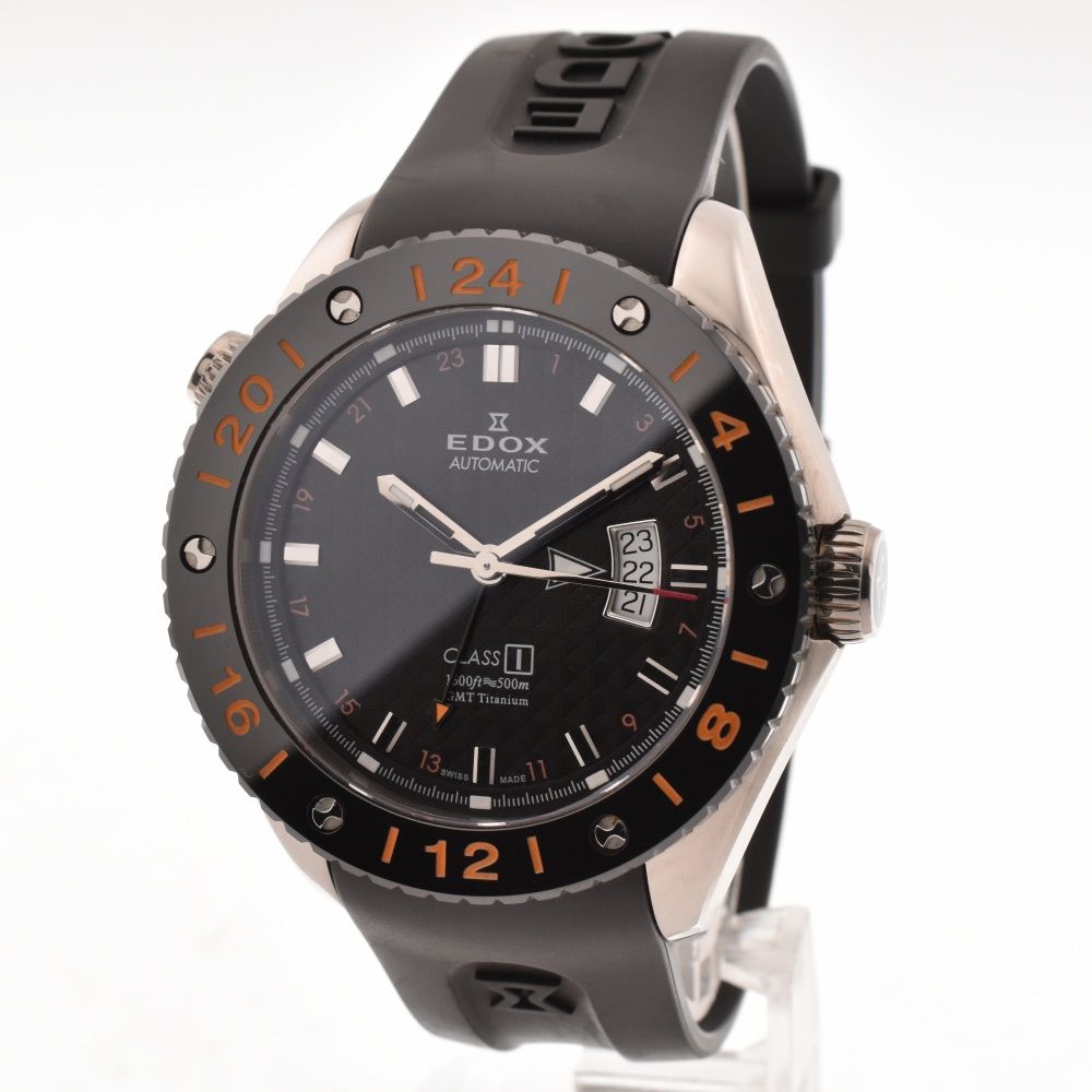 究極の美蔵からかなり美しい朱色の斑点が浮かび上がる見事な黒茶碗が出