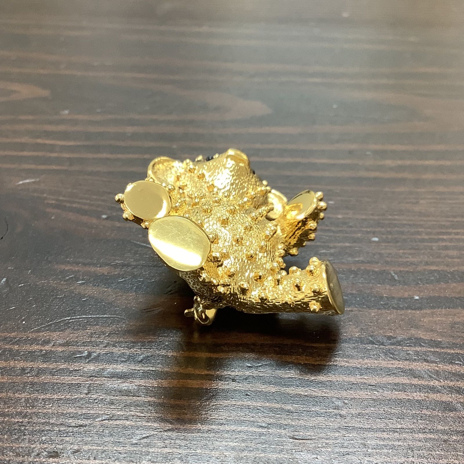 GROSSE グロッセ クマ モチーフ ブローチ ゴールド ブローチ