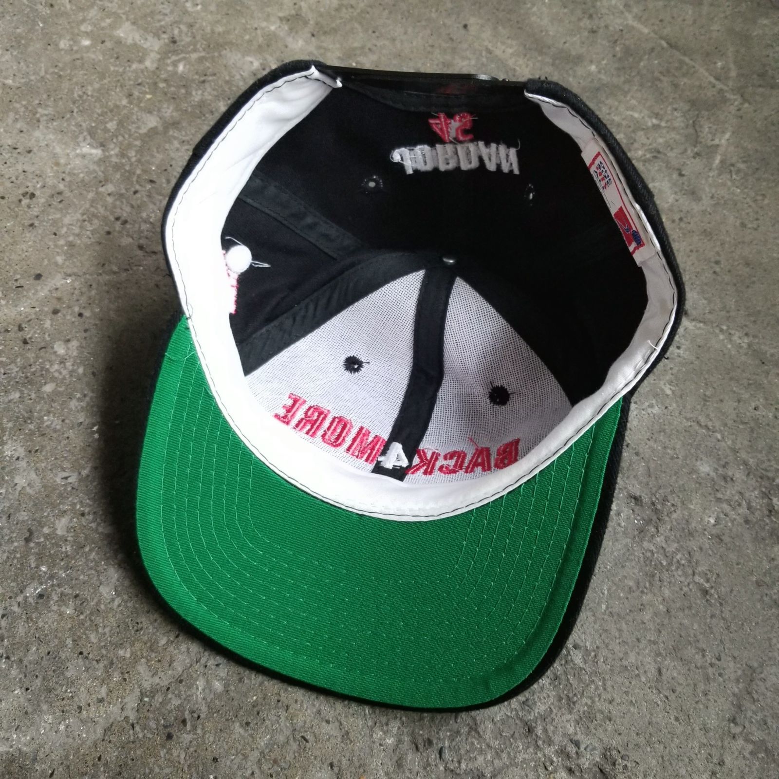 90sシカゴブルズ ツートンキャップ マイケルジョーダン バスケ NBA NIKE - 90s シカゴブルズ ヴィンテージキャップ スナップバック