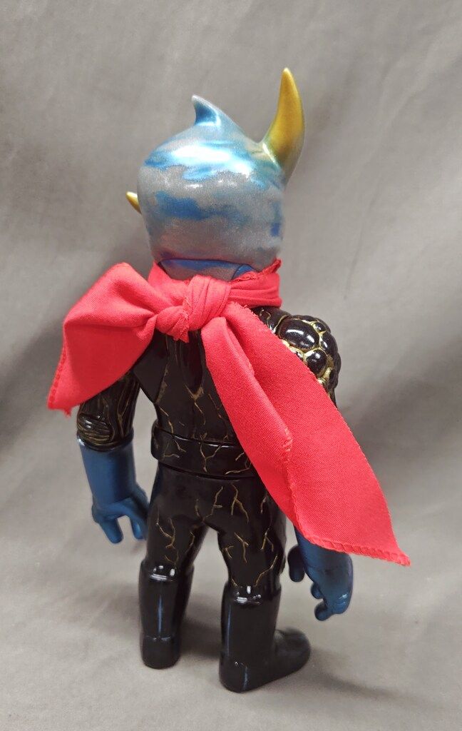 REALHEAD/一番星 ミカヅキマンジョー/メタ青/金/銀/茶塗装赤マフラー REALHEAD/一番星 ミカヅキマンジョー/メタ青/金/銀/茶塗装赤マフラー