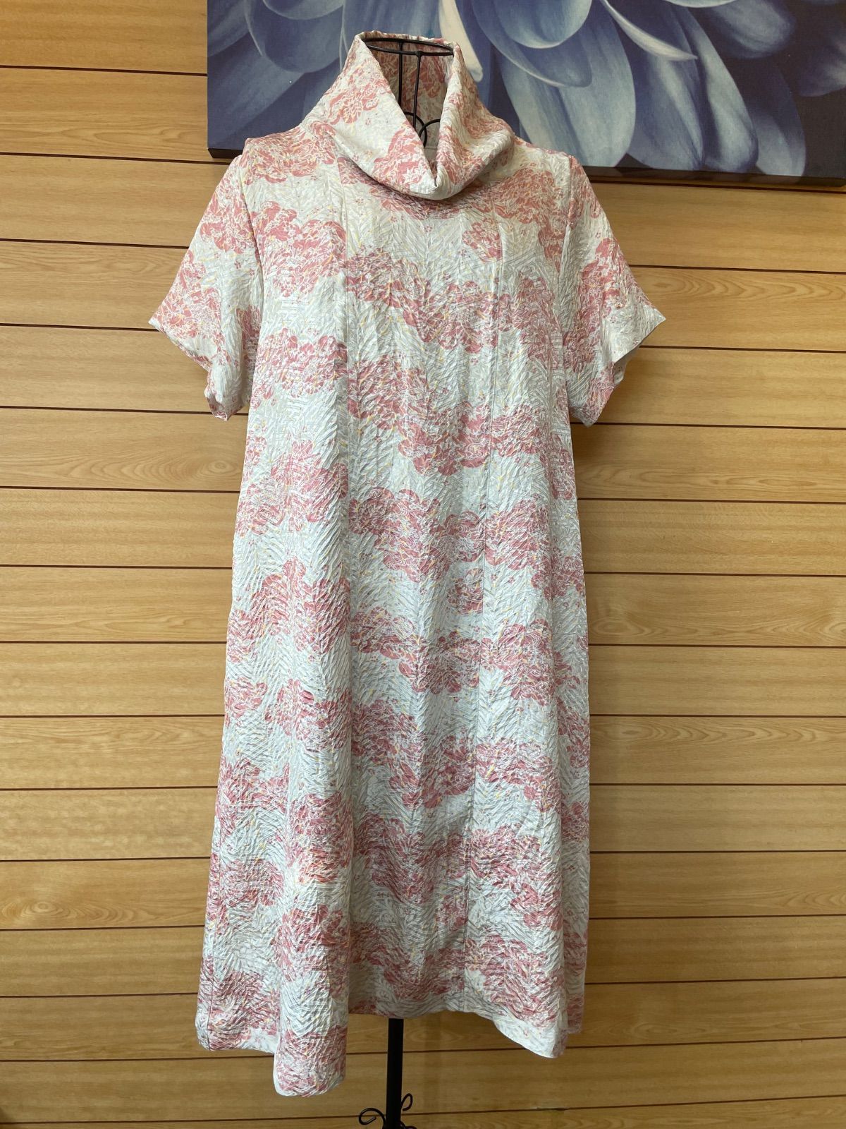 着物リメイク　シンプル　有松絞りのAラインワンピース　ロールカラー 着物リメイク シンプル 有松絞りのAラインワンピース ロール