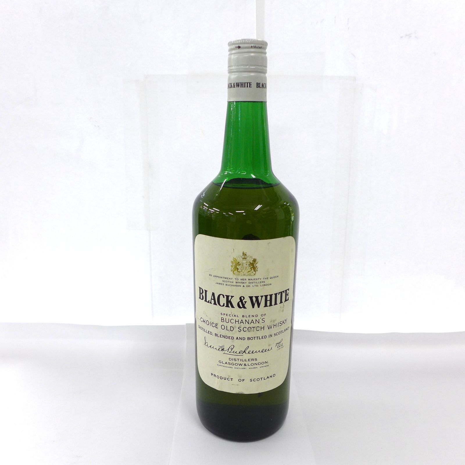未開栓 Black＆White ブラック＆ホワイト スコッチ ウイスキー 750ml