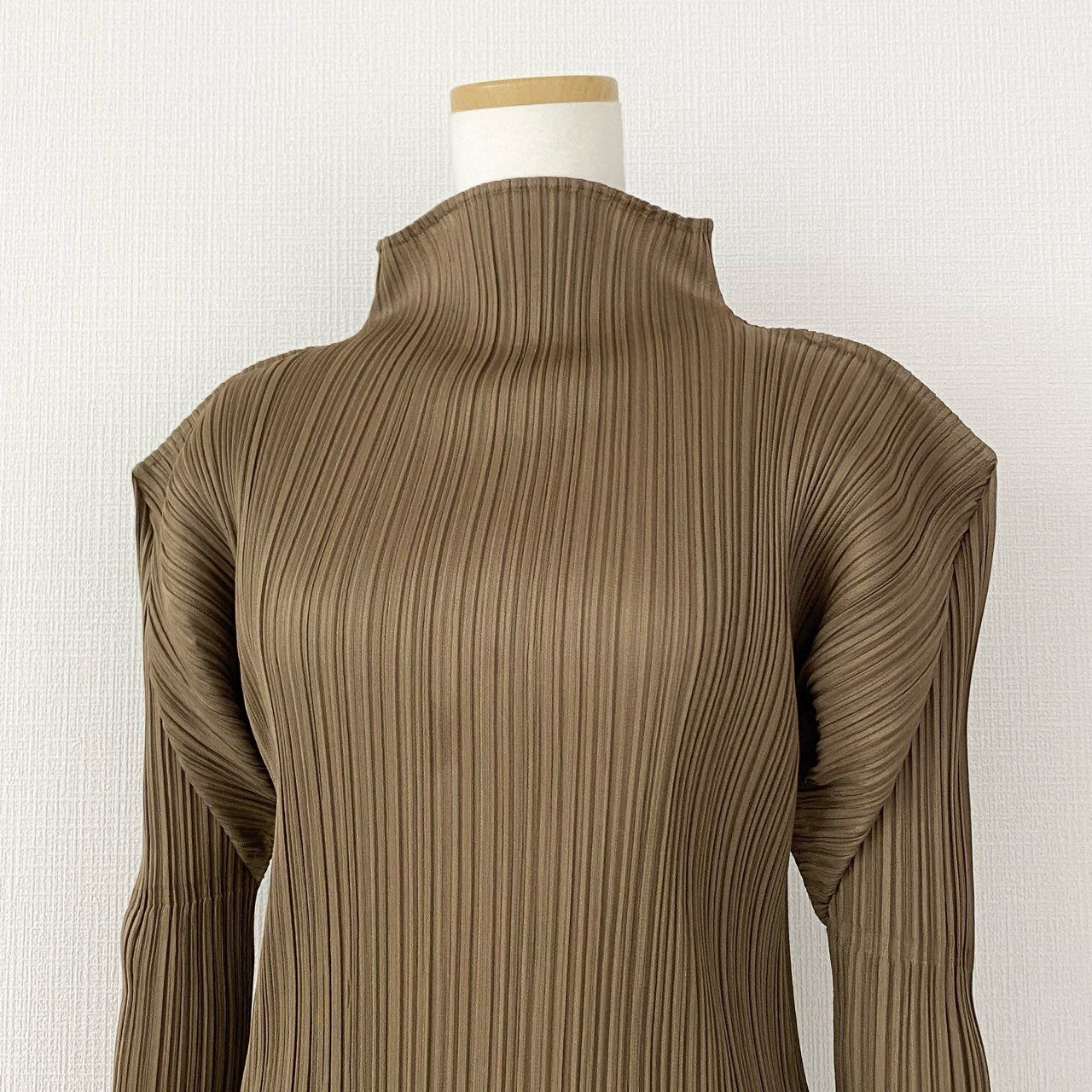 PLEATS PLEASE ISSEY MIYAKE - 極美品 プリーツプリーズ