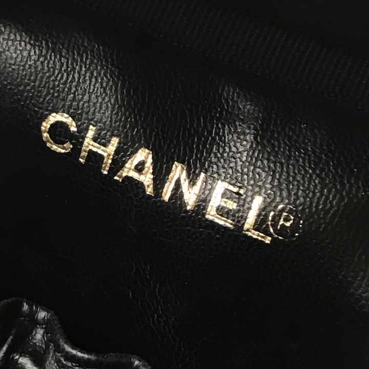 美品 CHANEL シャネル ココマーク キャビアスキン バニティ ハンド バッグ ブラック k1463