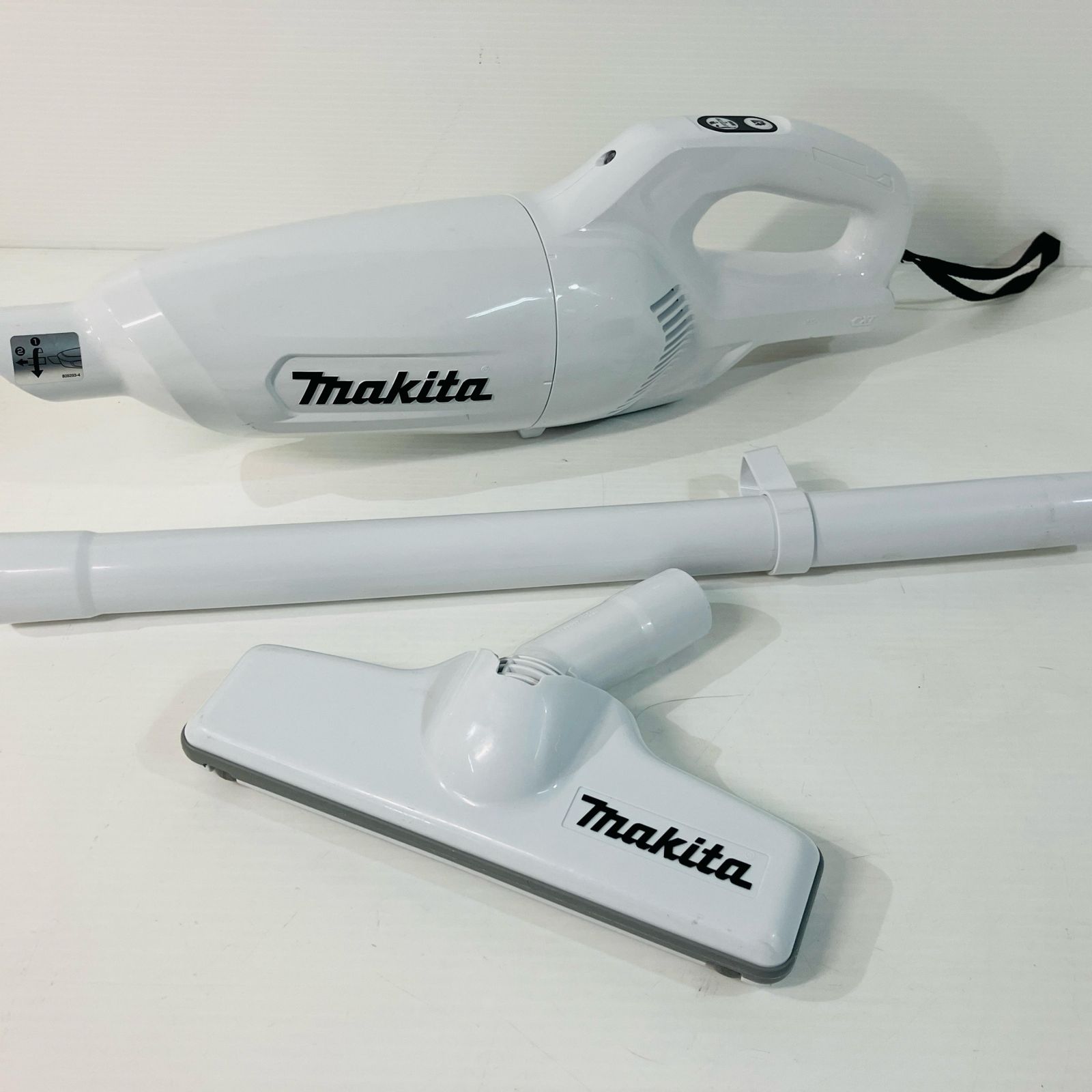 Makita CL108FD スティッククリーナー 本体 充電器付き マキタの掃除機