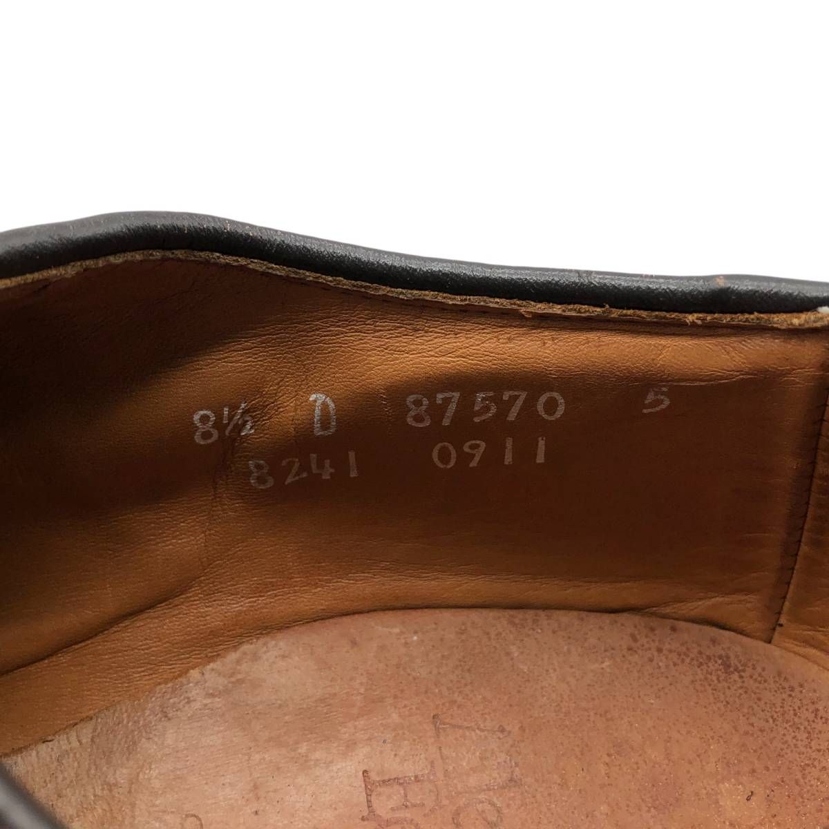 サドルシューズ