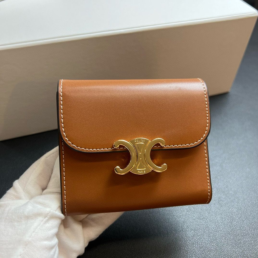 あやさ 邪魔くさい 様 CELINE セリーヌ 三つ折り財布 トリオンフ 