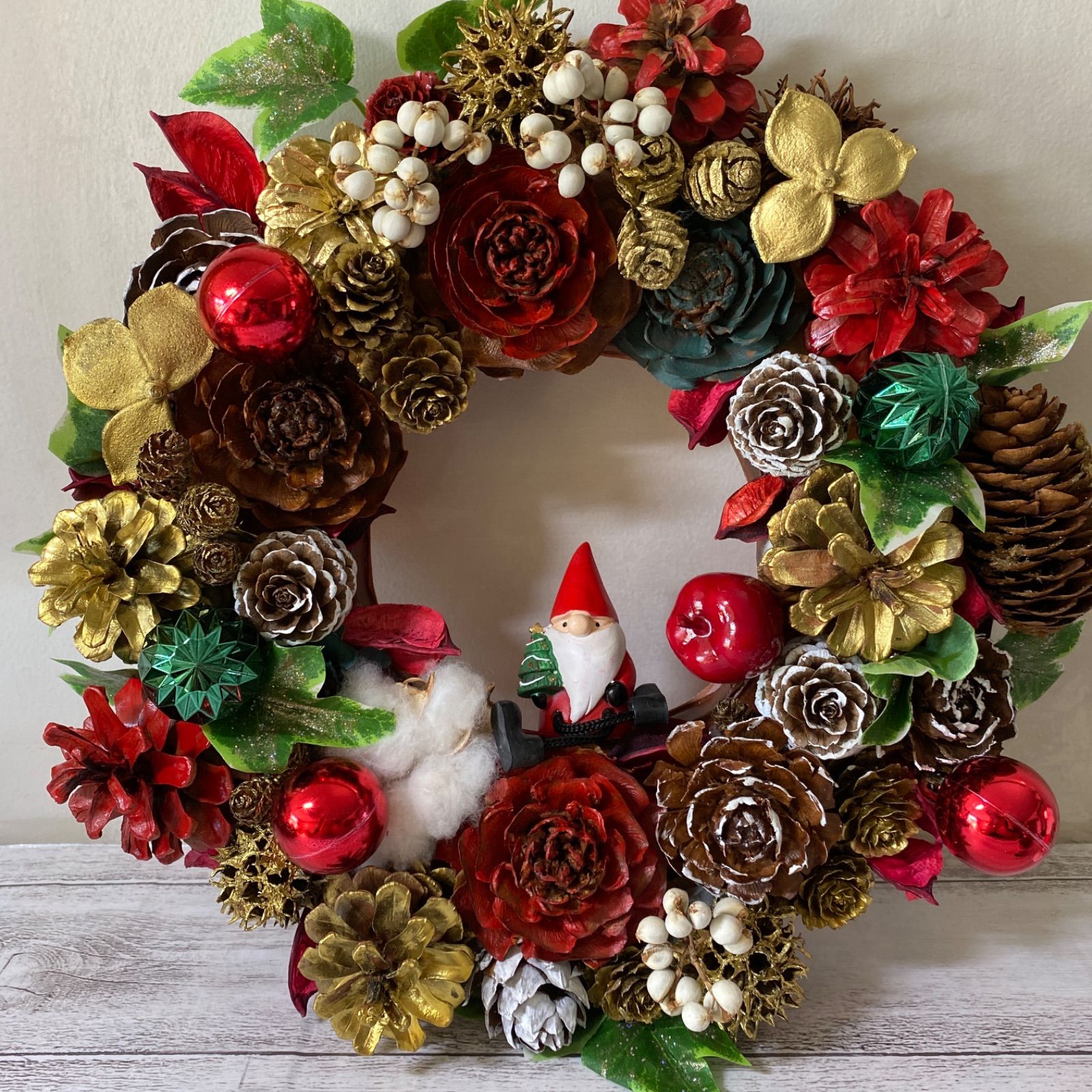 【メルカリ便】　針葉樹ののナチュラルリース　クリスマス　アンティークベル　592 メルカリ便】 針葉樹ののナチュラルリース クリスマス アンティーク