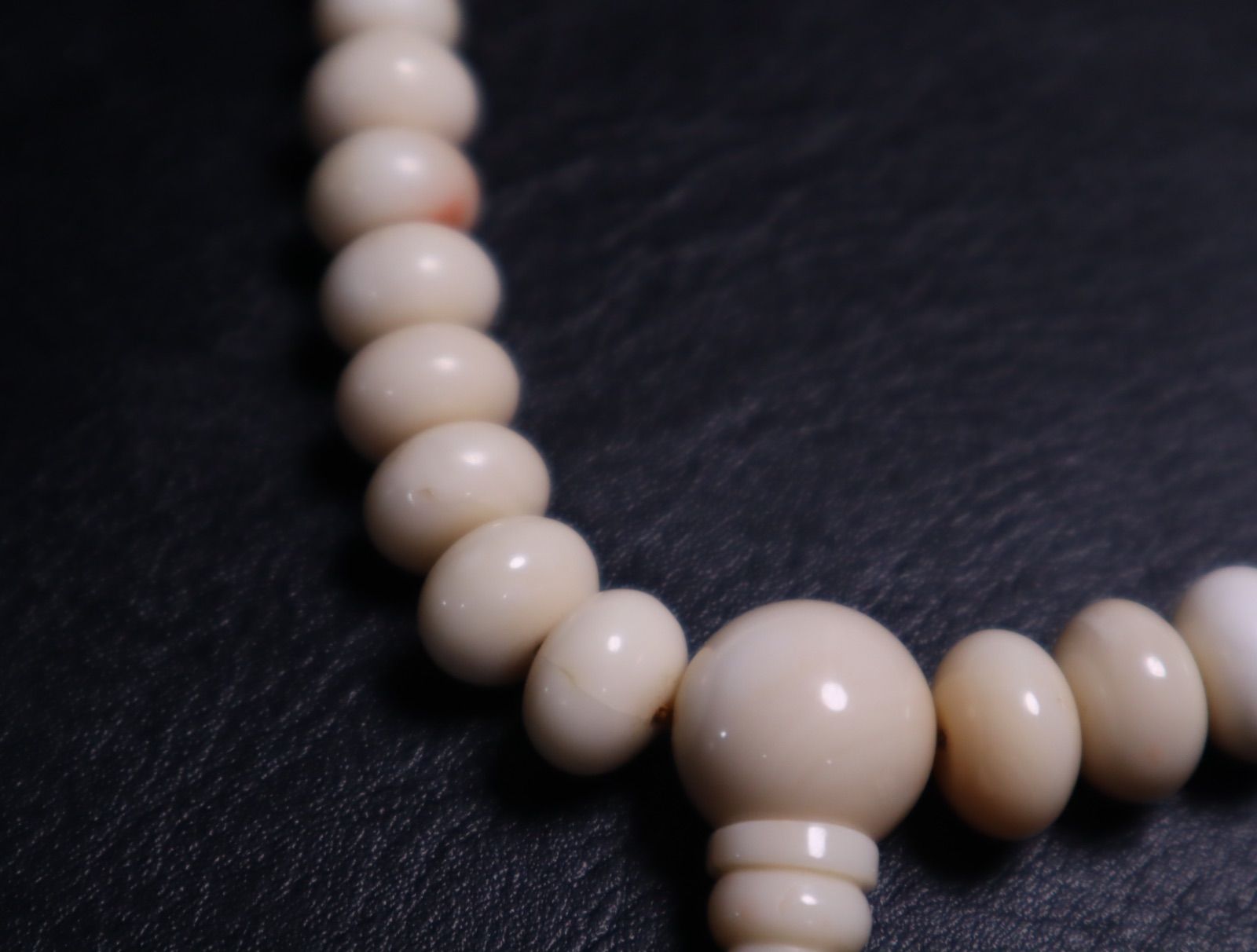 本珊瑚 念珠 数珠 53g 赤珊瑚 本連 数珠 女性用 カラーグレード5 数珠