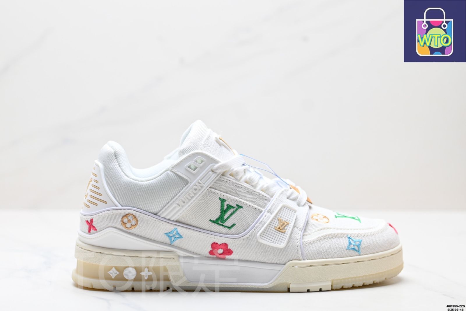 新品のLVルイ・ヴィトン Louis Vuitton Trainer スニーカー ロー