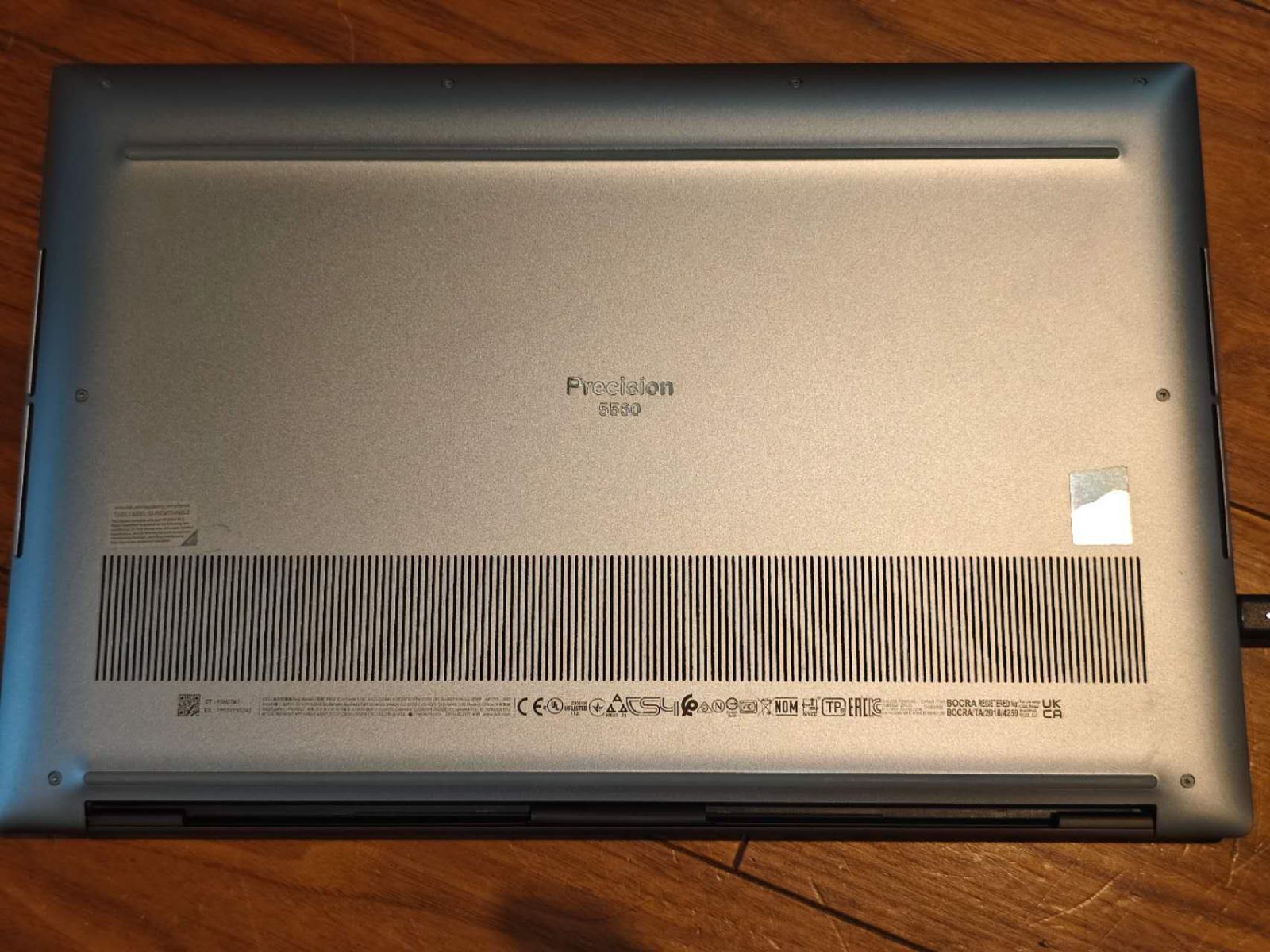 DELL Precision 5560 中古美品 Win11 Ci7 32GB - メルカリ