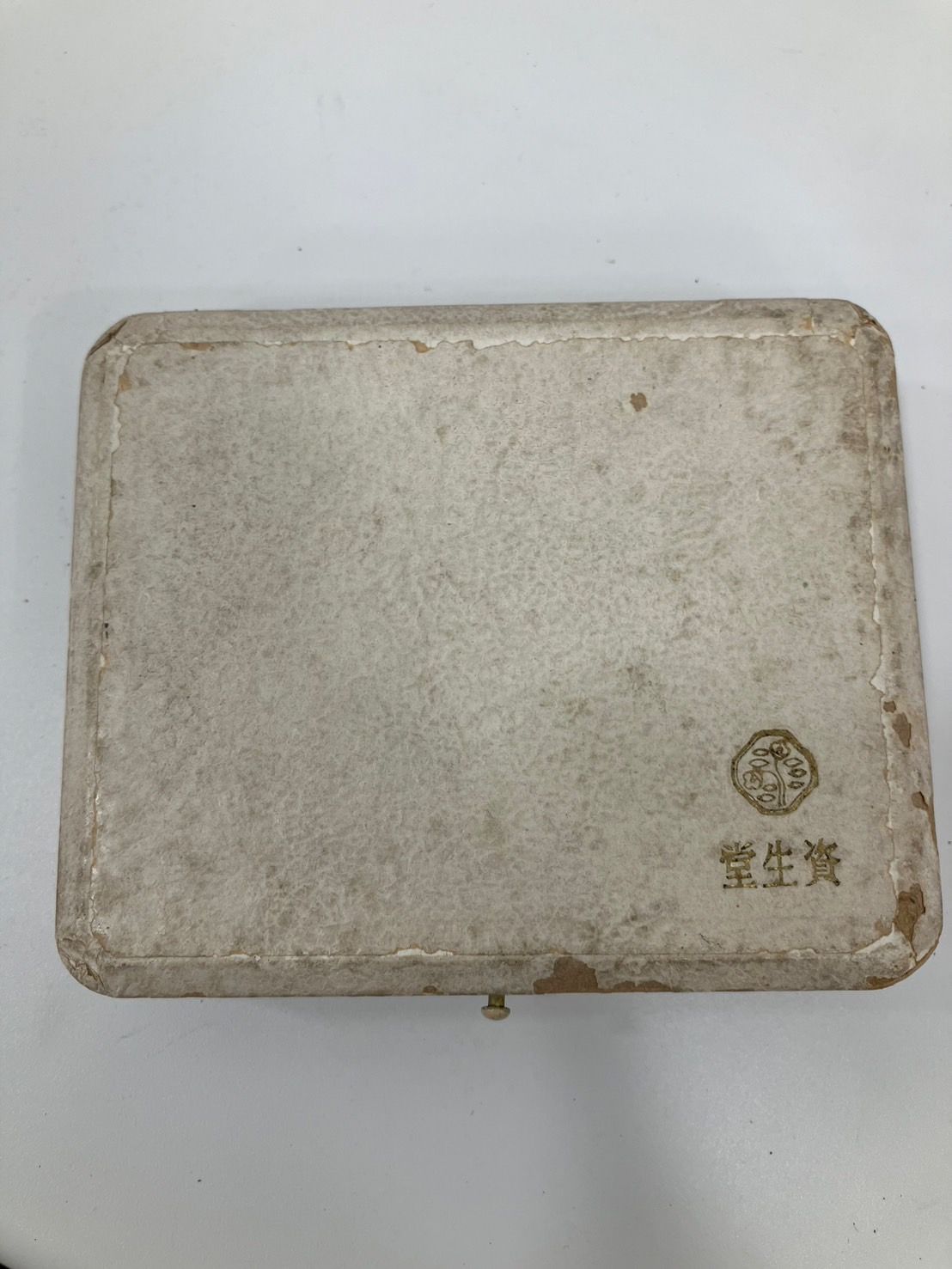 富本憲吉　帯留め　人間国宝　箱なし 人間国宝 富本憲吉「色絵五弁花模様」帯留め 重要無形文化財