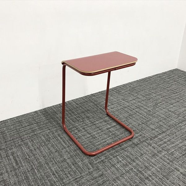 Knoll サイドテーブル トボガン プルアップテーブル ノール レッド