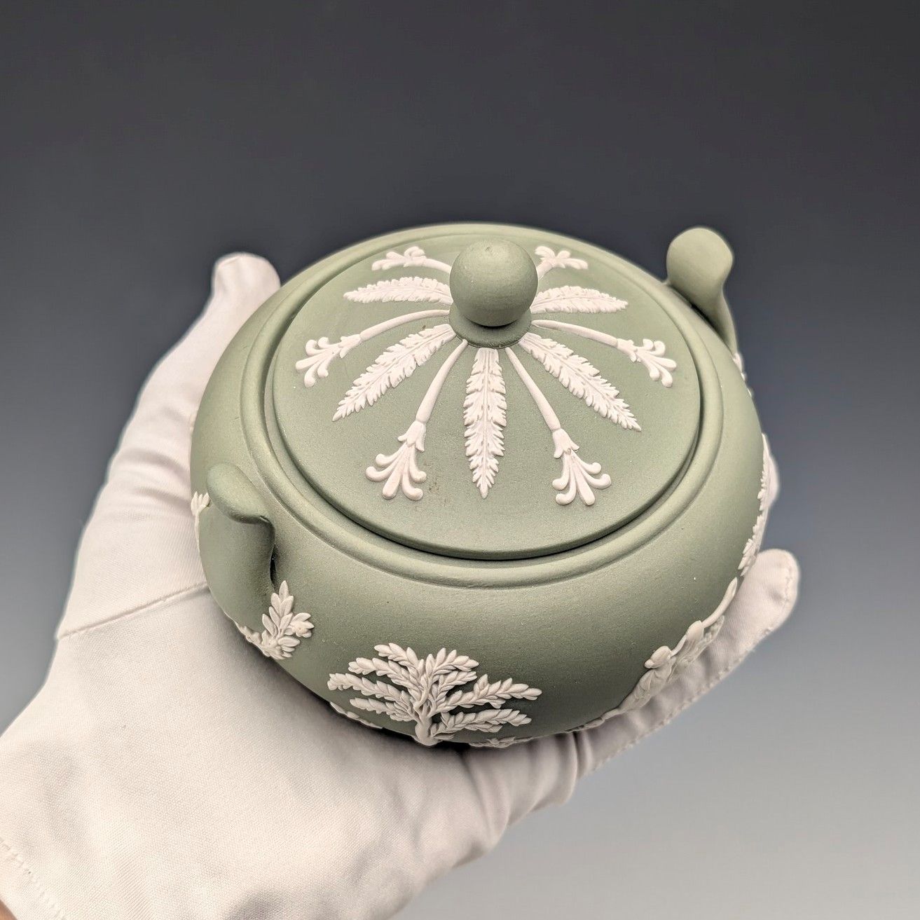 蓋付きシュガーボウル