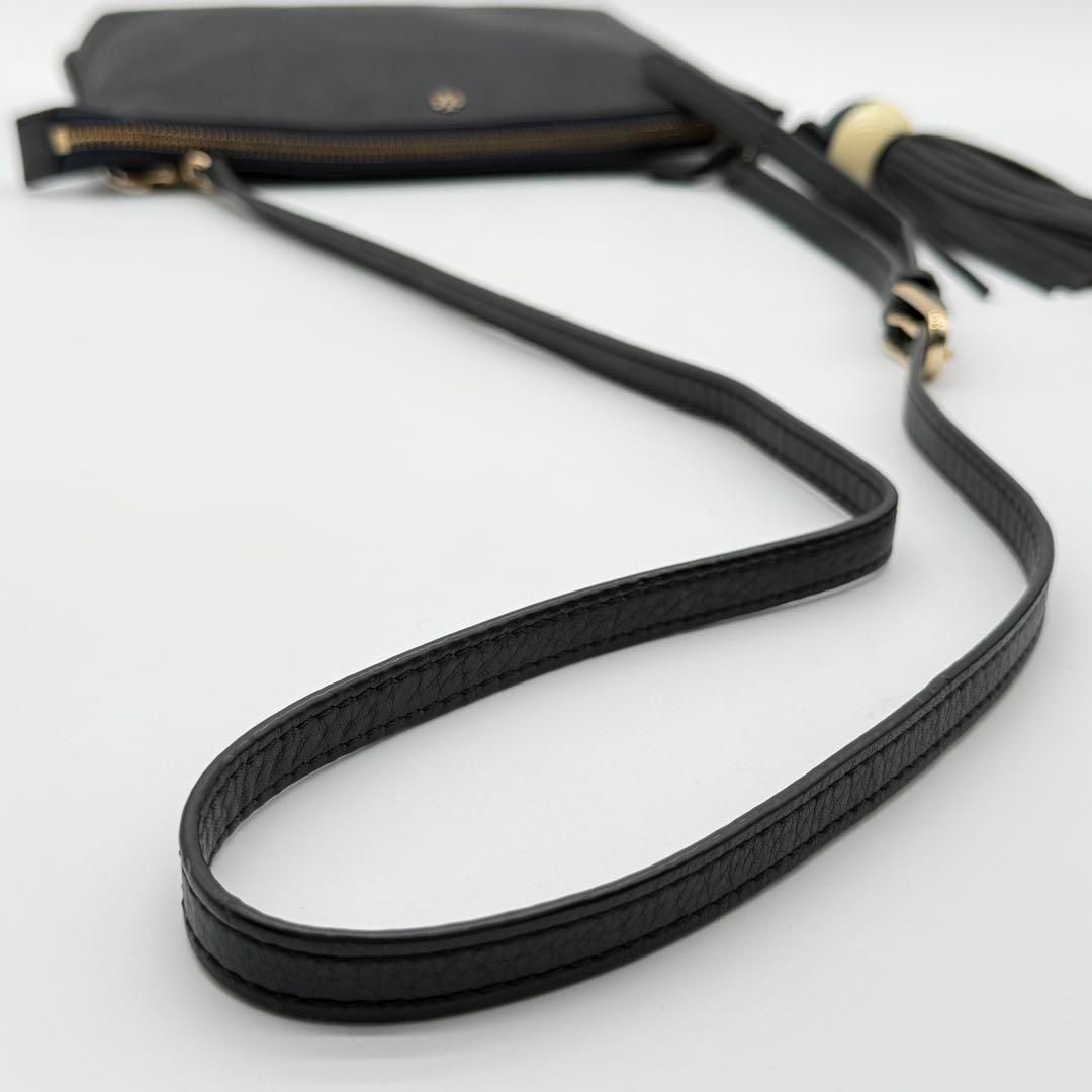 【極美品】Tory Burch ショルダーバッグ ポシェット サコッシュ 美品】ToryBurch タッセル ポシェット ショルダーバッグ