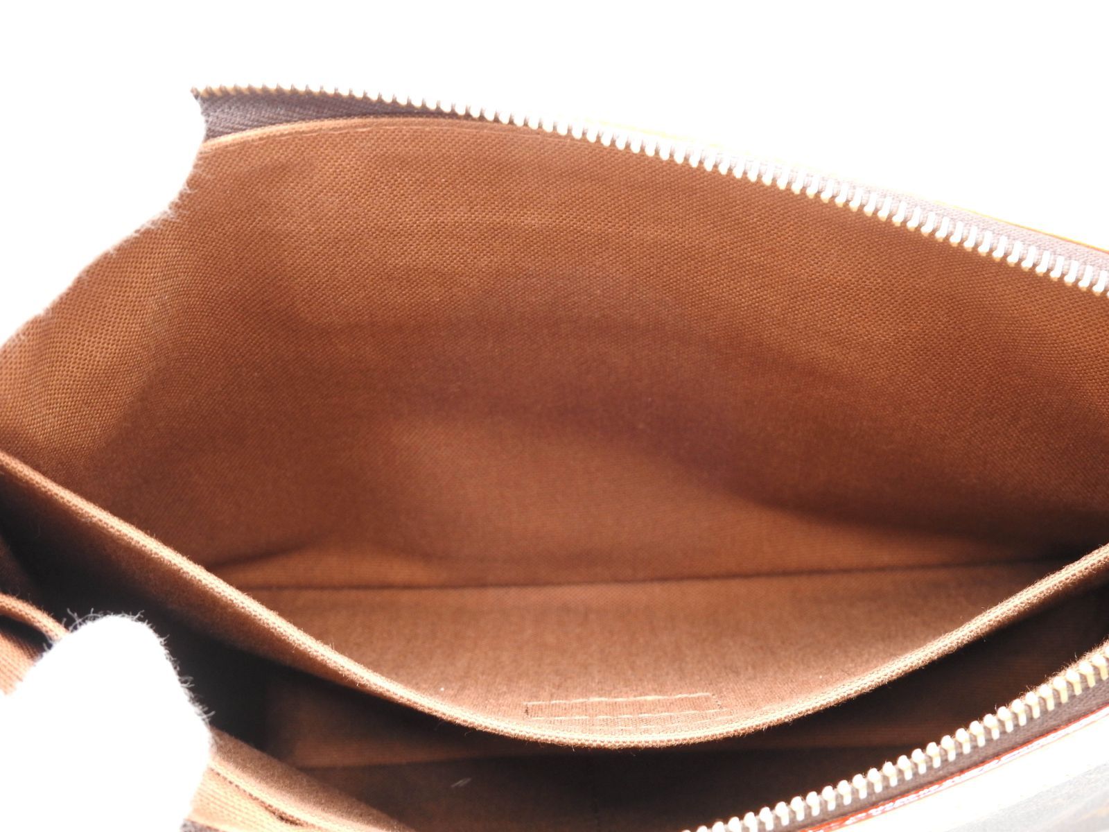 モノグラム ポシェット