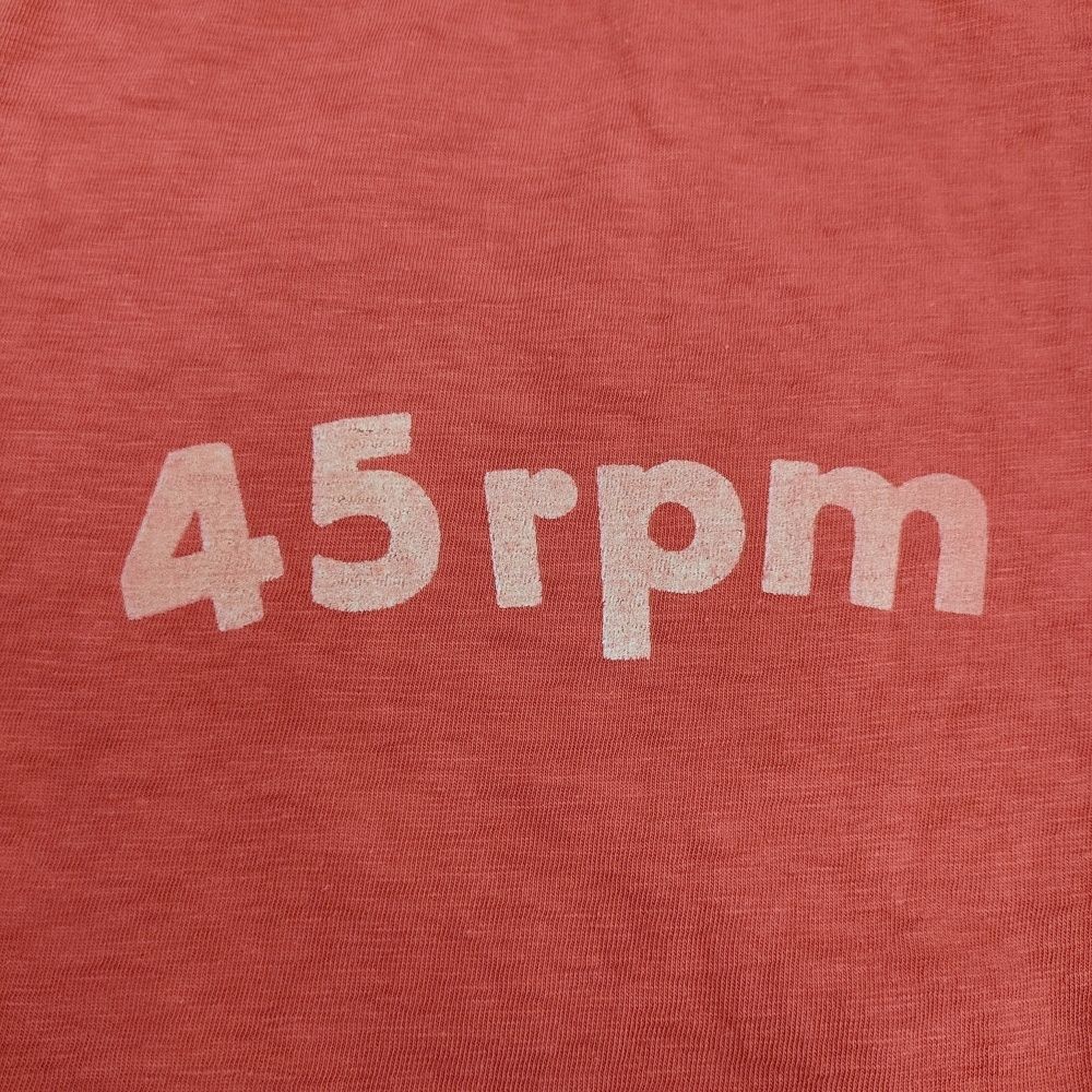 45R/45rpm ロゴプリントの45星Tシャツ 定価8800円 半袖