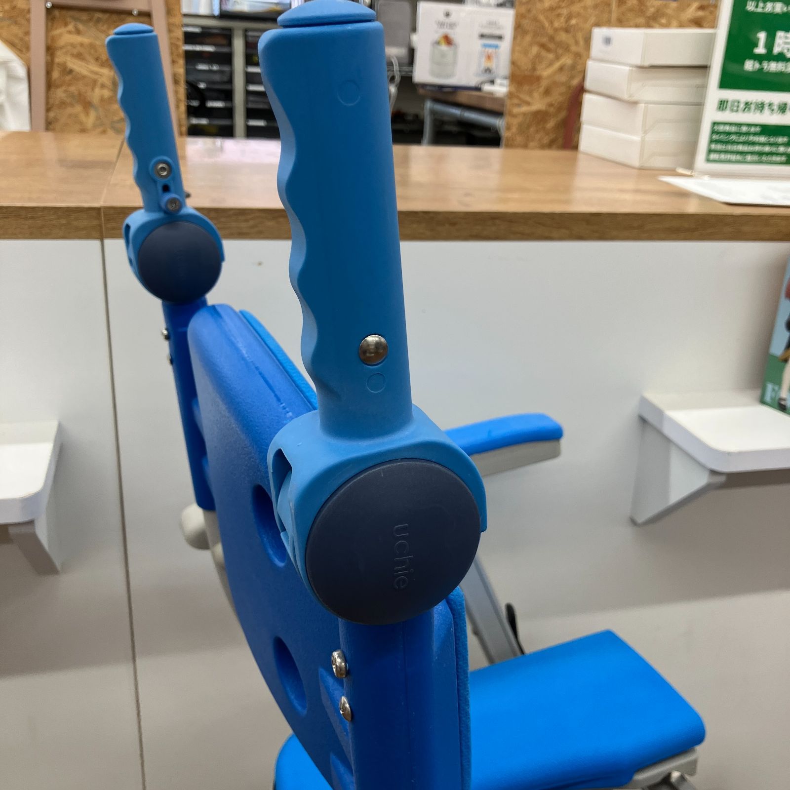 STR6202 シャワー車椅子