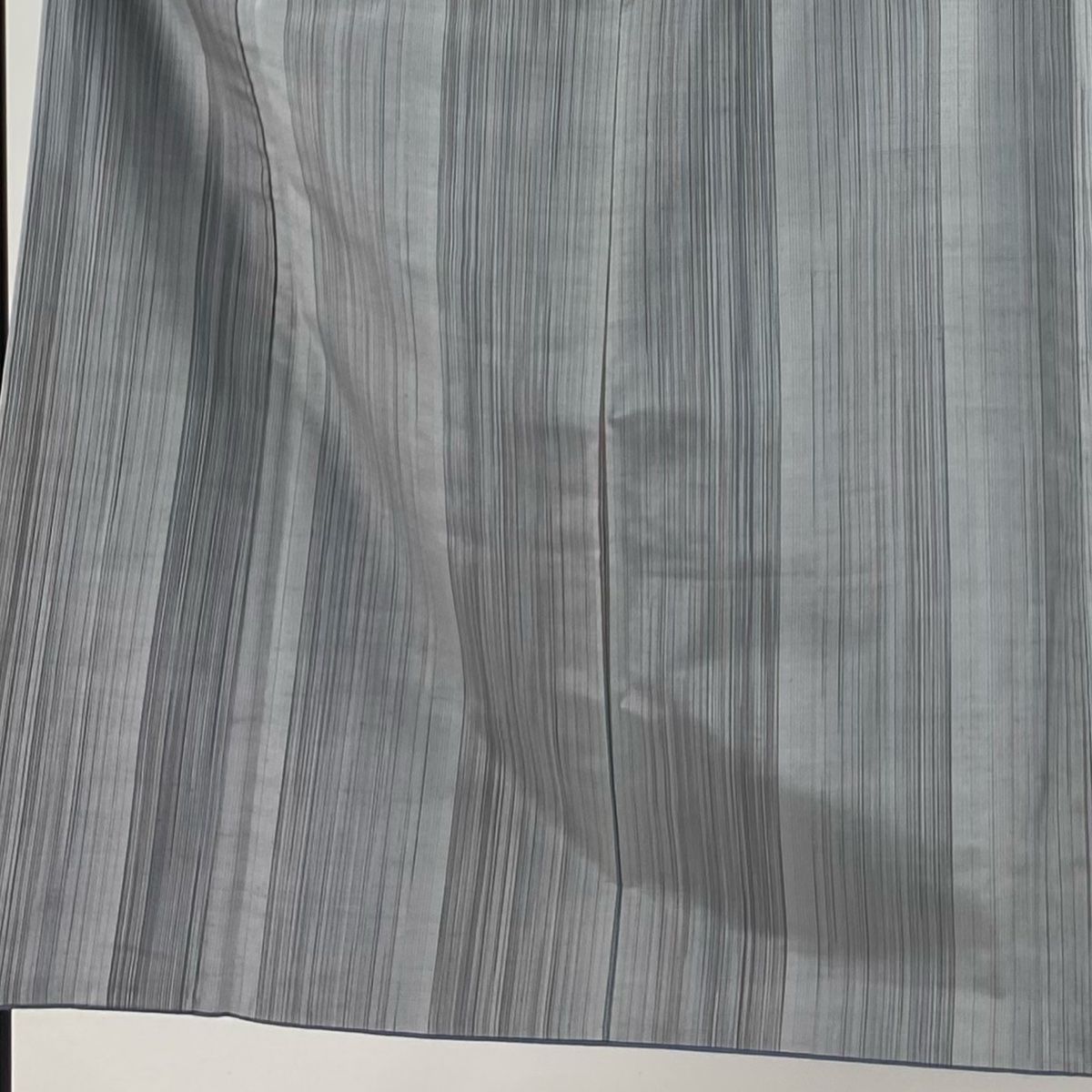 男着物 身丈147 cm 裄丈72 M 袷 紬地 やまと 縦縞 灰色 正絹 秀品