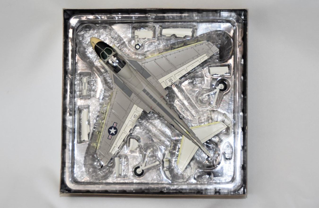 センチュリーウイングス A 6 E U S Marine Corps VMA AW 121 GREEN KNIGHTS VK 10 1977