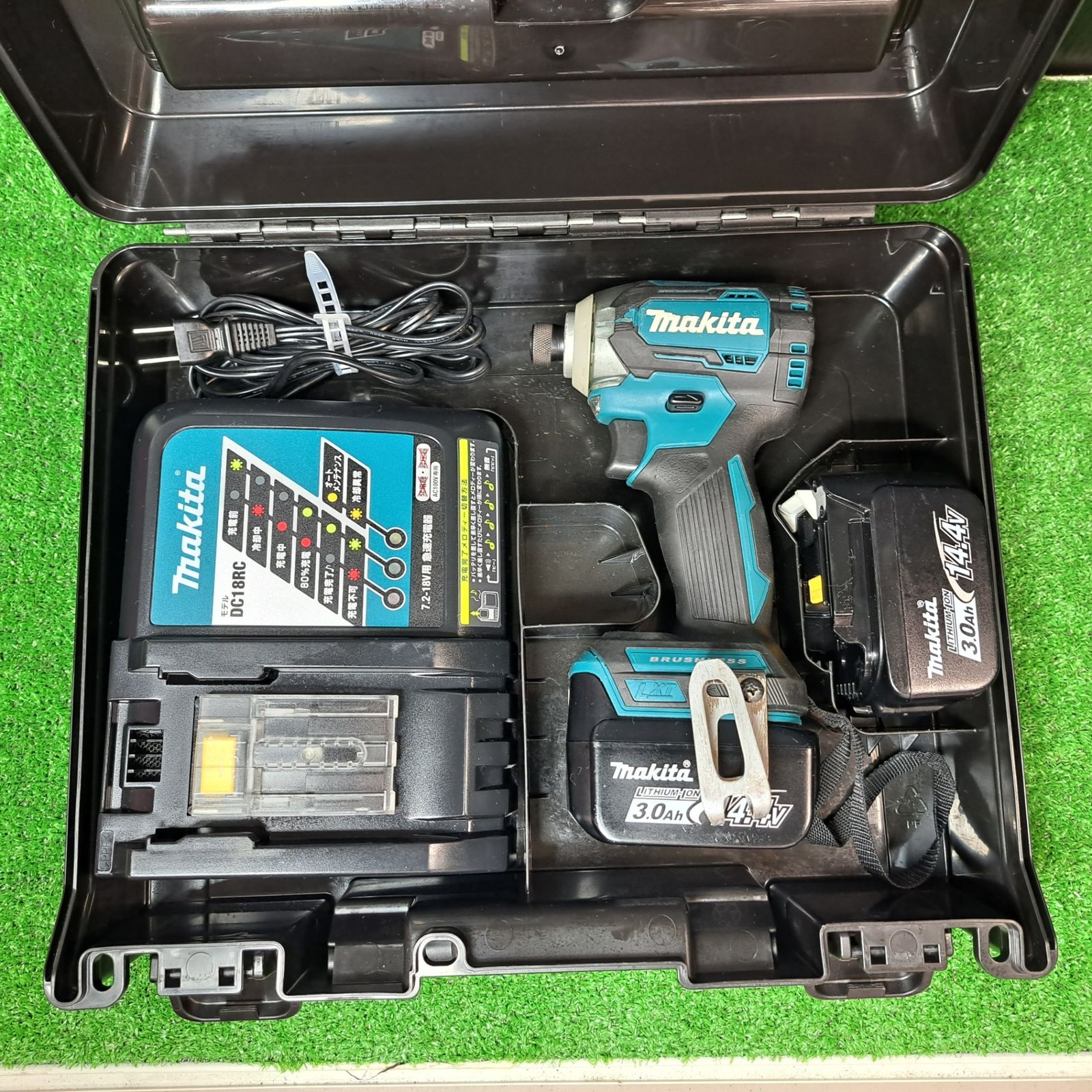 マキタ makita コードレスインパクトドライバー TD160DRFX 岩槻店