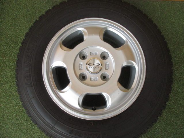 人気のブランド満載。 み ヴィセンテ 165 80R14 スタッドレスタイヤ４本SET NV200 デリカD3 財布