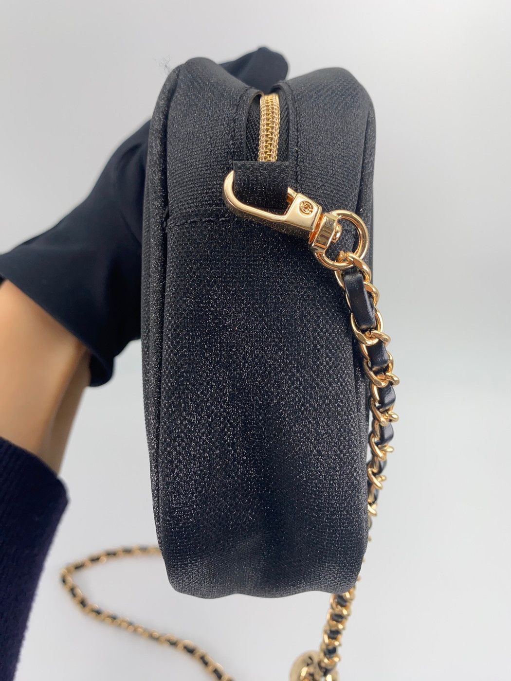 CHANEL シャネル ノベルティ チェーンショルダー ポーチ ラメ 黒 CHANEL シャネル ノベルティ チェーンショルダー ポーチ ラメ 黒