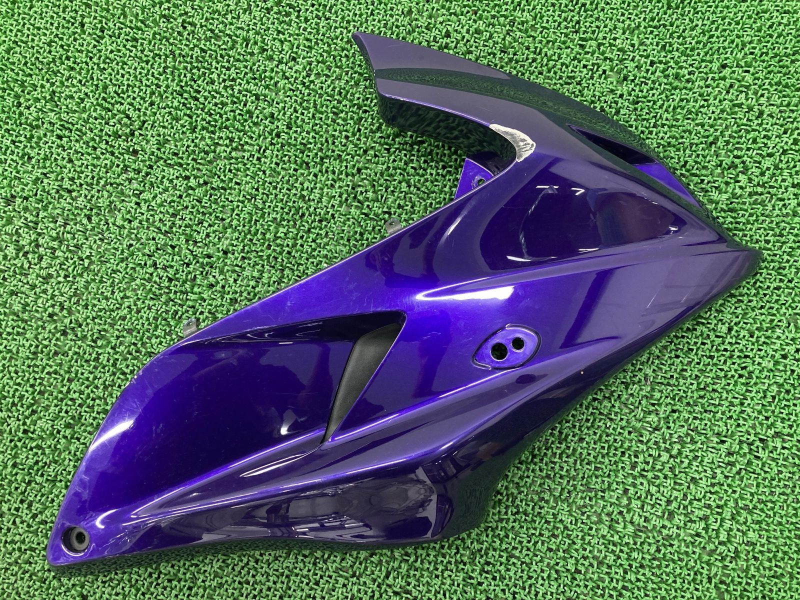 CB400SB アッパーカウル 右 紫 MCEP ホンダ 純正 中古 バイク 部品 NC39 サイドカウル スーパーボルドール 荷物入れ／ペイント素材に 品薄