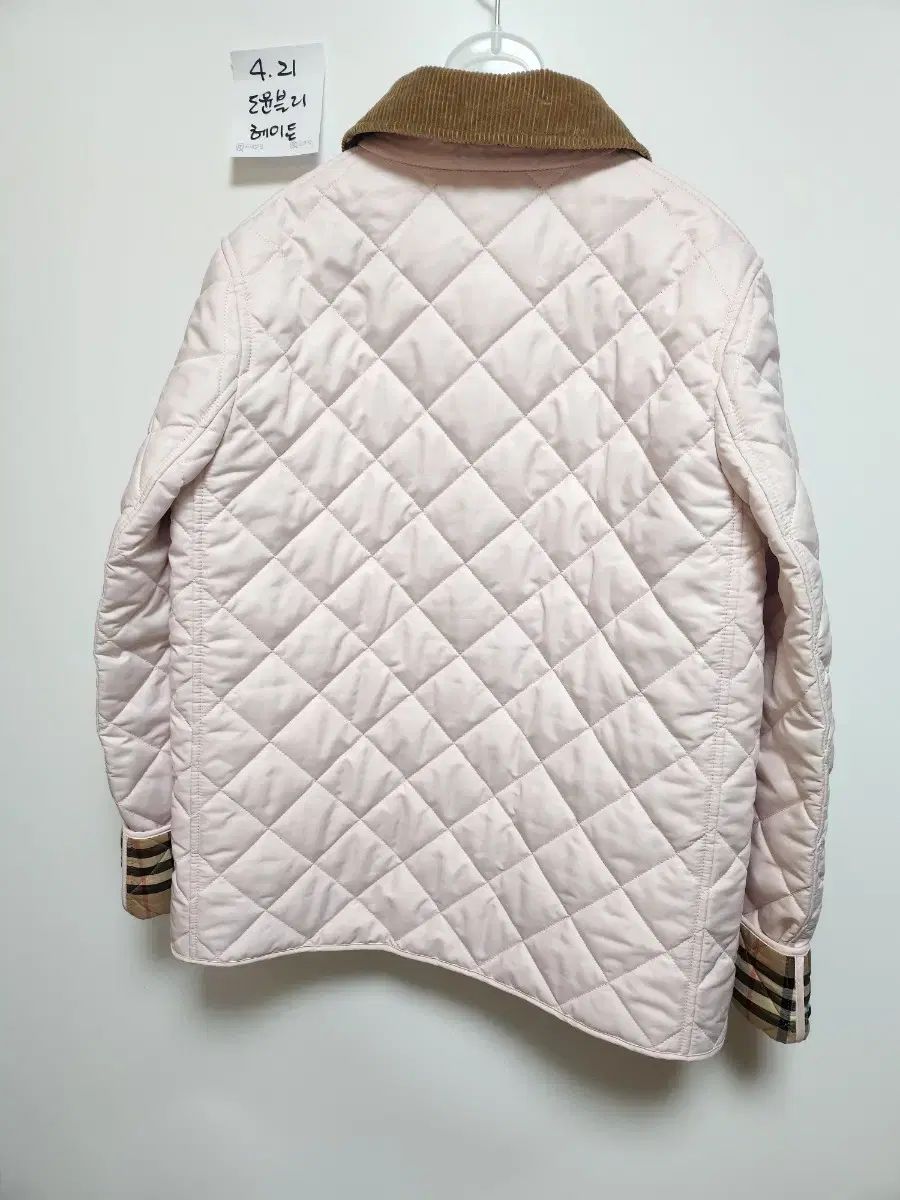 BURBERRY　CHILDREN　 キルティングジャケット　14Y(大人可) Burberry Kids(バーバリーキッズ) キルティングジャケット 14Y (大人