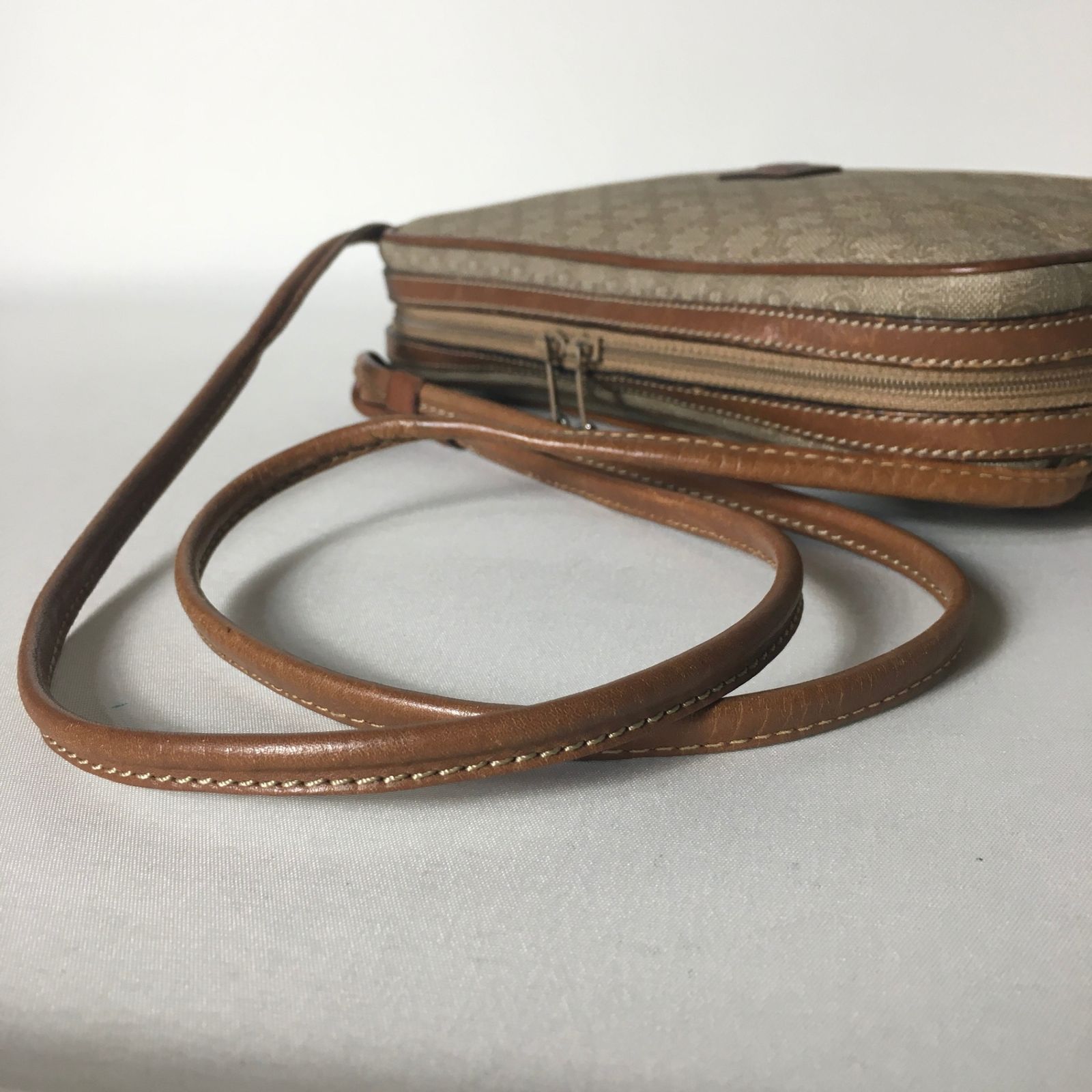 CELINE セリーヌ ハンドバッグ マカダム トリオンフ 総柄 ポーチ 茶 CELINE セリーヌ ハンドバッグ マカダム トリオンフ 総柄 ポーチ 茶