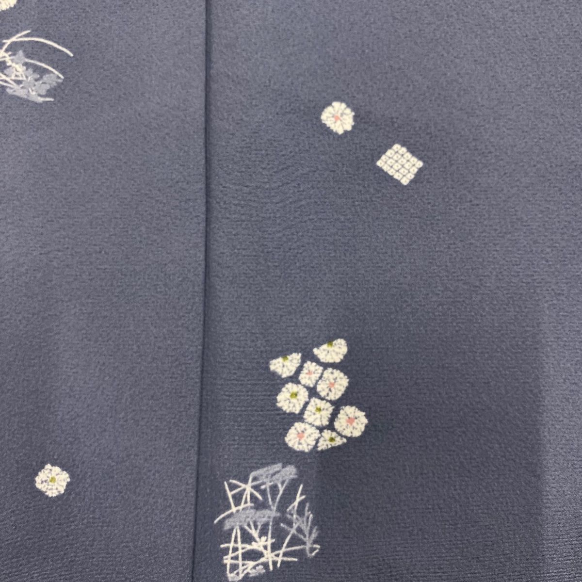 美品 小紋 身丈161cm 裄丈64.5cm M 袷 墨流し 縦縞 青灰色 正絹