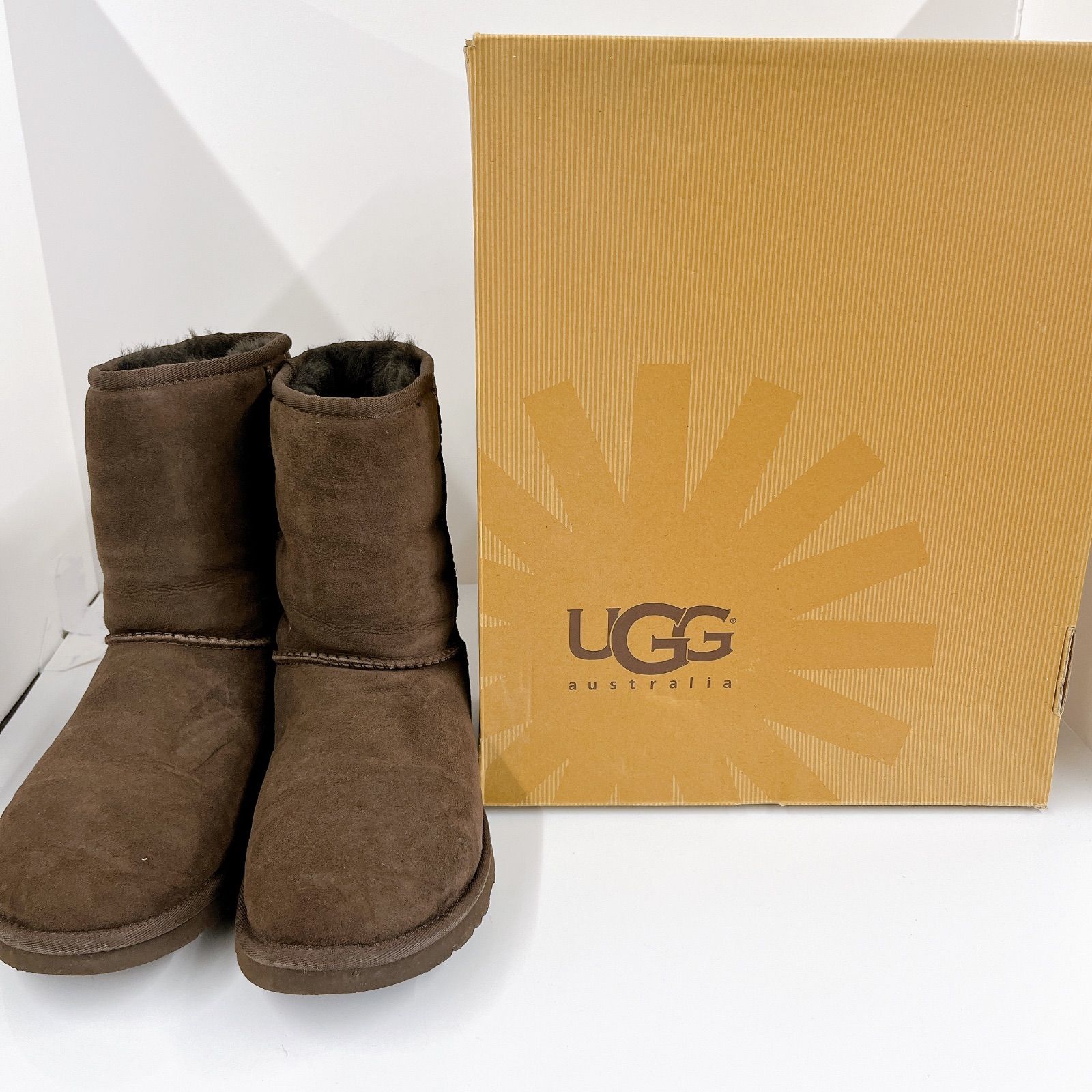 ＃【未使用品】UGG(アグ) クラシックショート ショートブーツ ダークブラウン 23.0cm【ファッション】