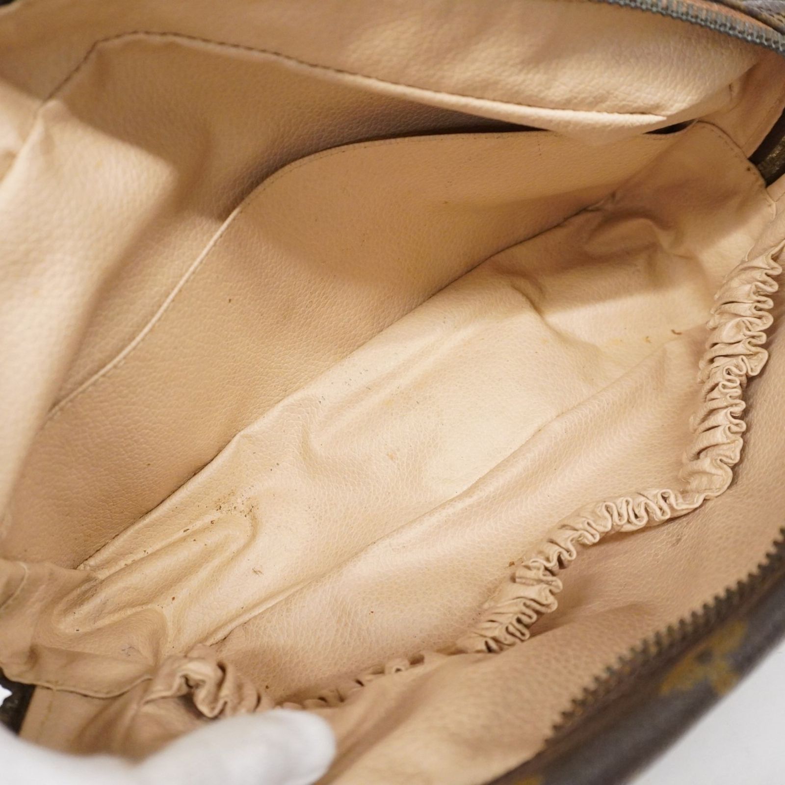 ルイヴィトン ポーチ トゥルーストワレット28 モノグラム M47522 中古・古着通販】LOUIS VUITTON (ルイ ヴィトン) コスメポーチ