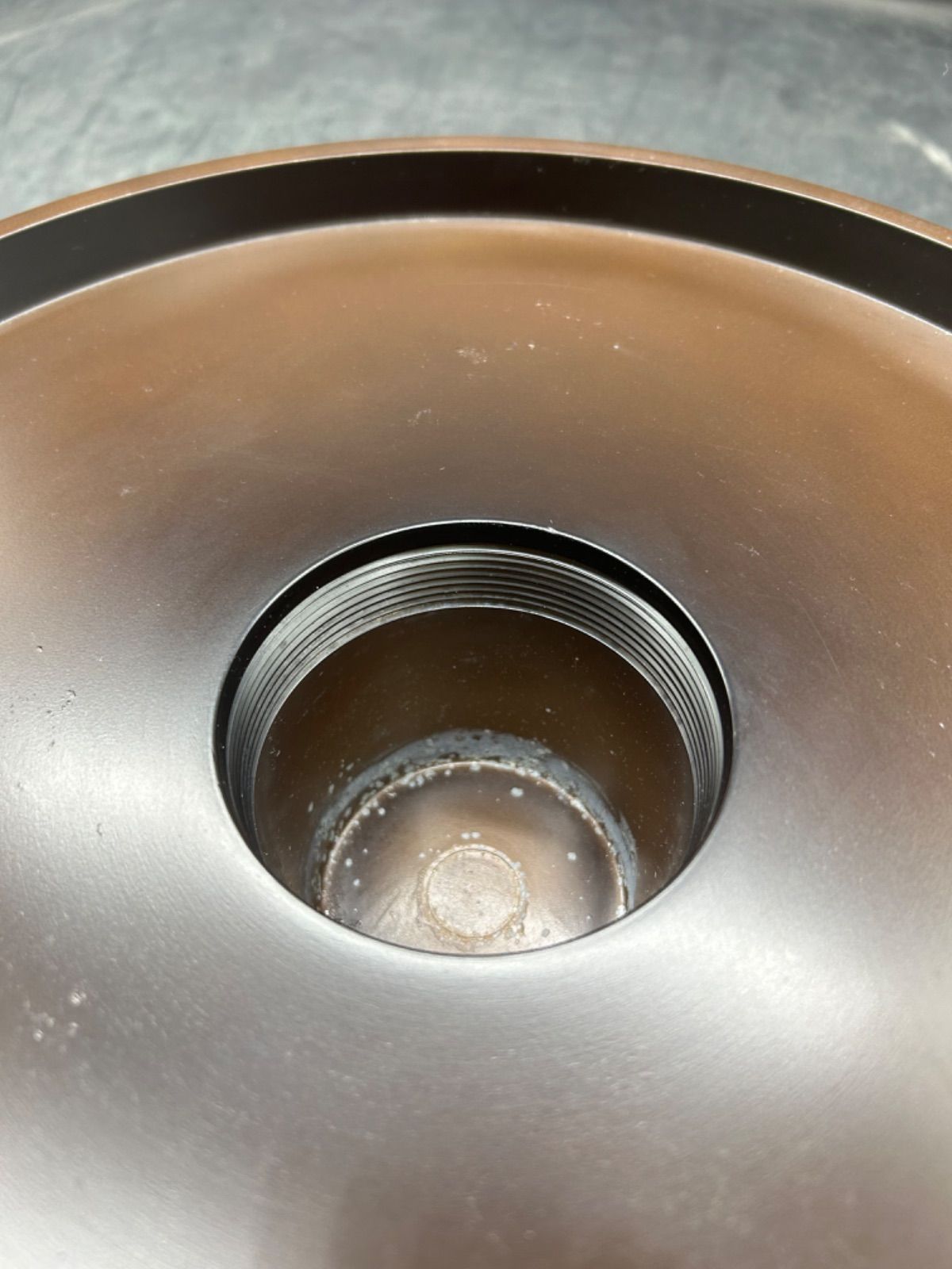 メ037 薄端 銅製花器 花瓶 置物 工芸 三つ足 古美術 - メルカリ