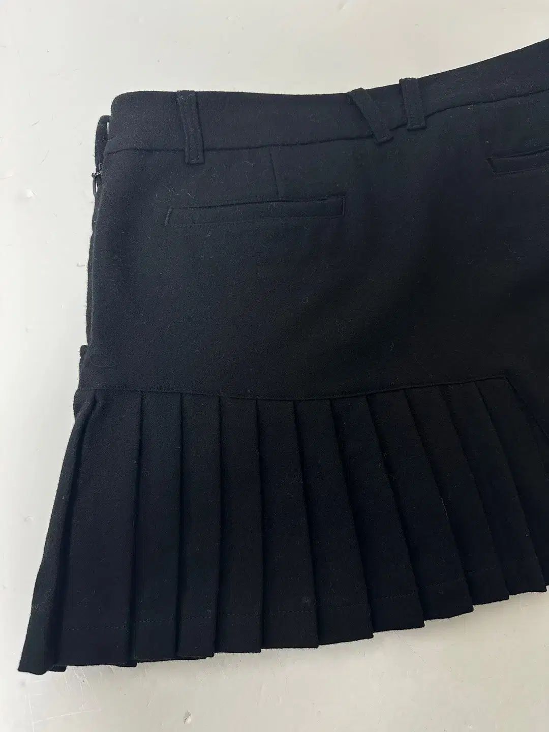 マスターバニーエディション　　　　プリーツスカート　ブラック　　海外モデル マスターバニーエディション 節約 ゴルフ 毛 スカート ブラック ( M ）